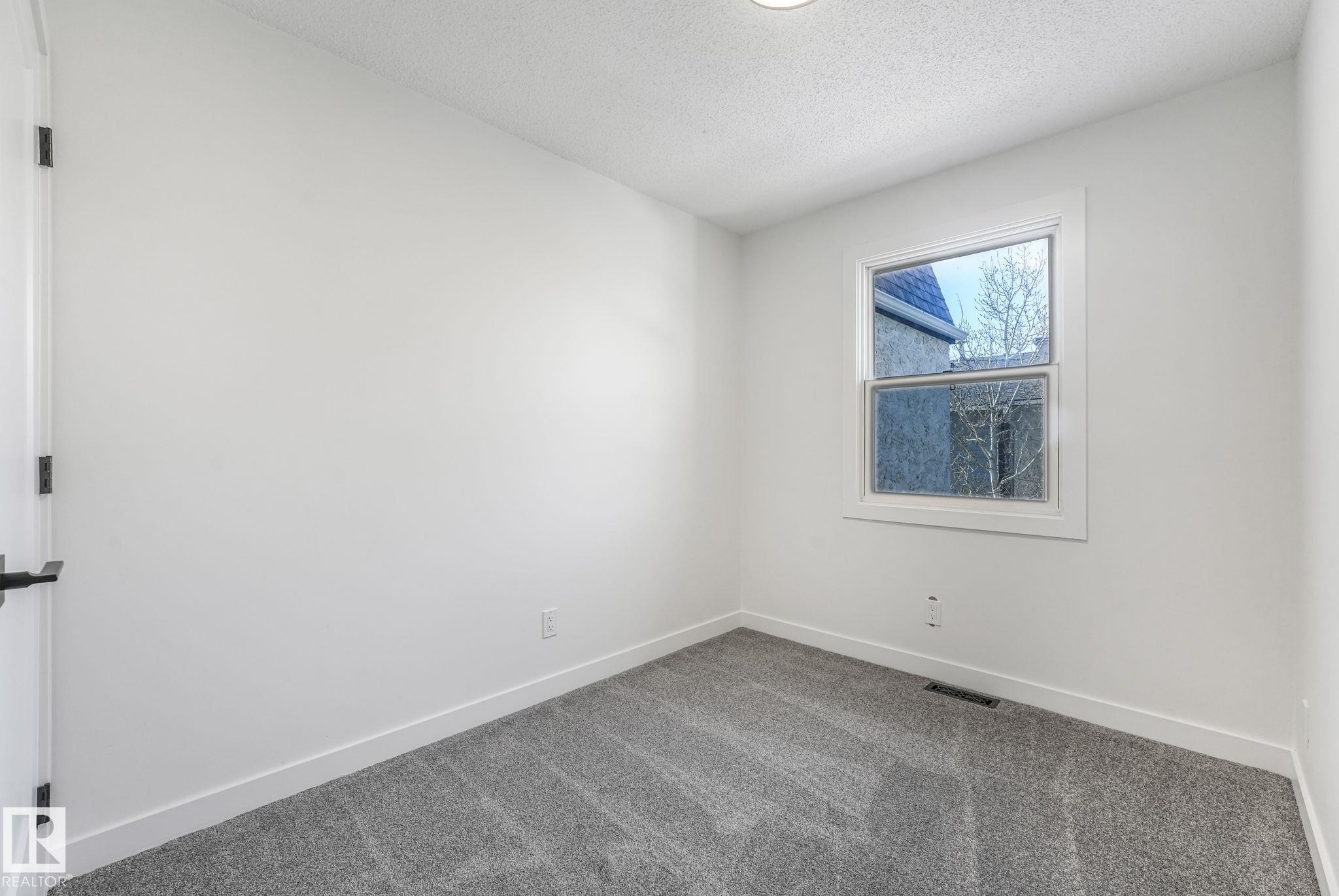 Photo 18 at 199B Homestead Crescent NW, Homesteader, Edmonton