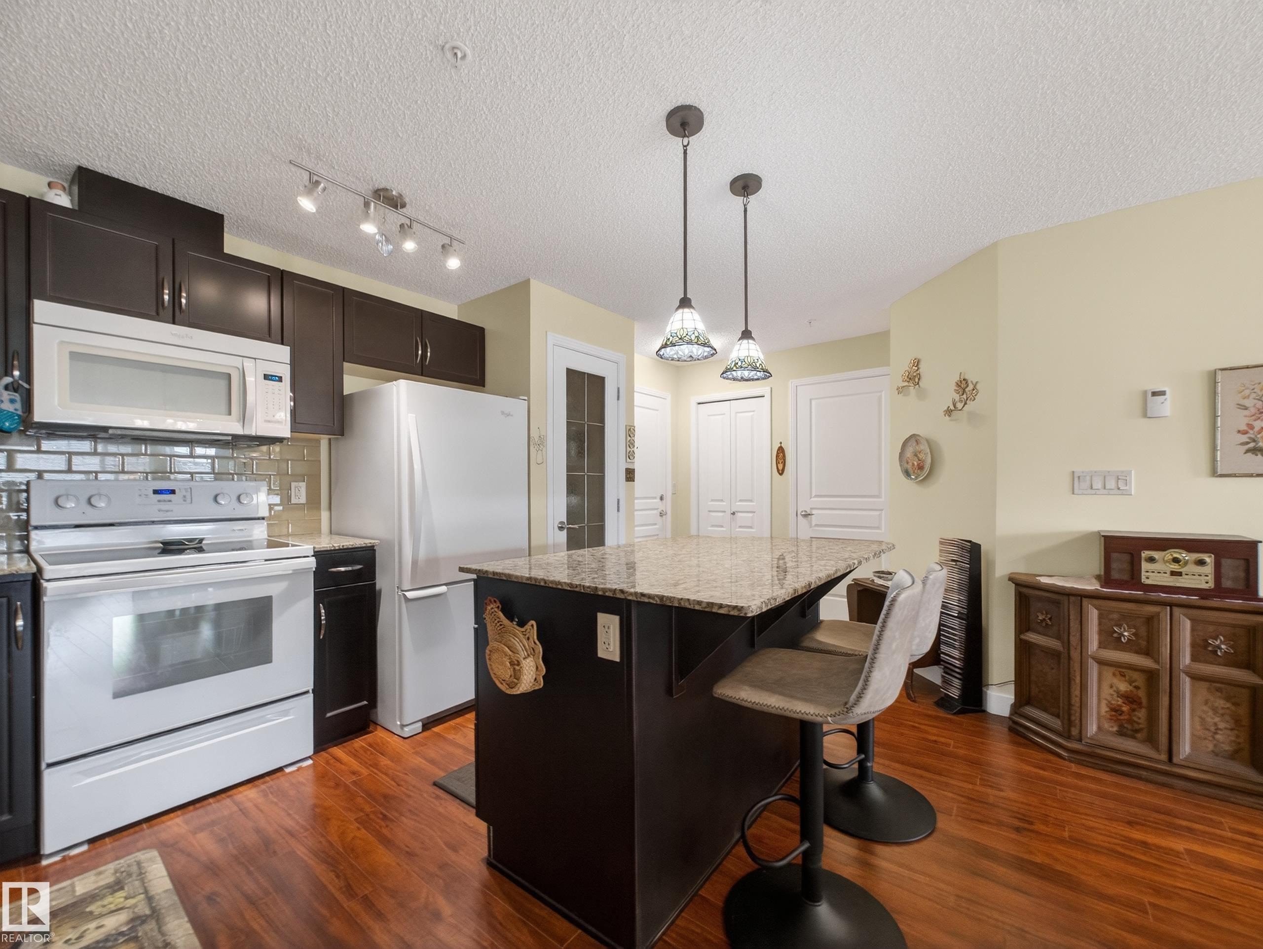 Photo 9 at 218 - 2045 Grantham crest NW, Glastonbury, Edmonton