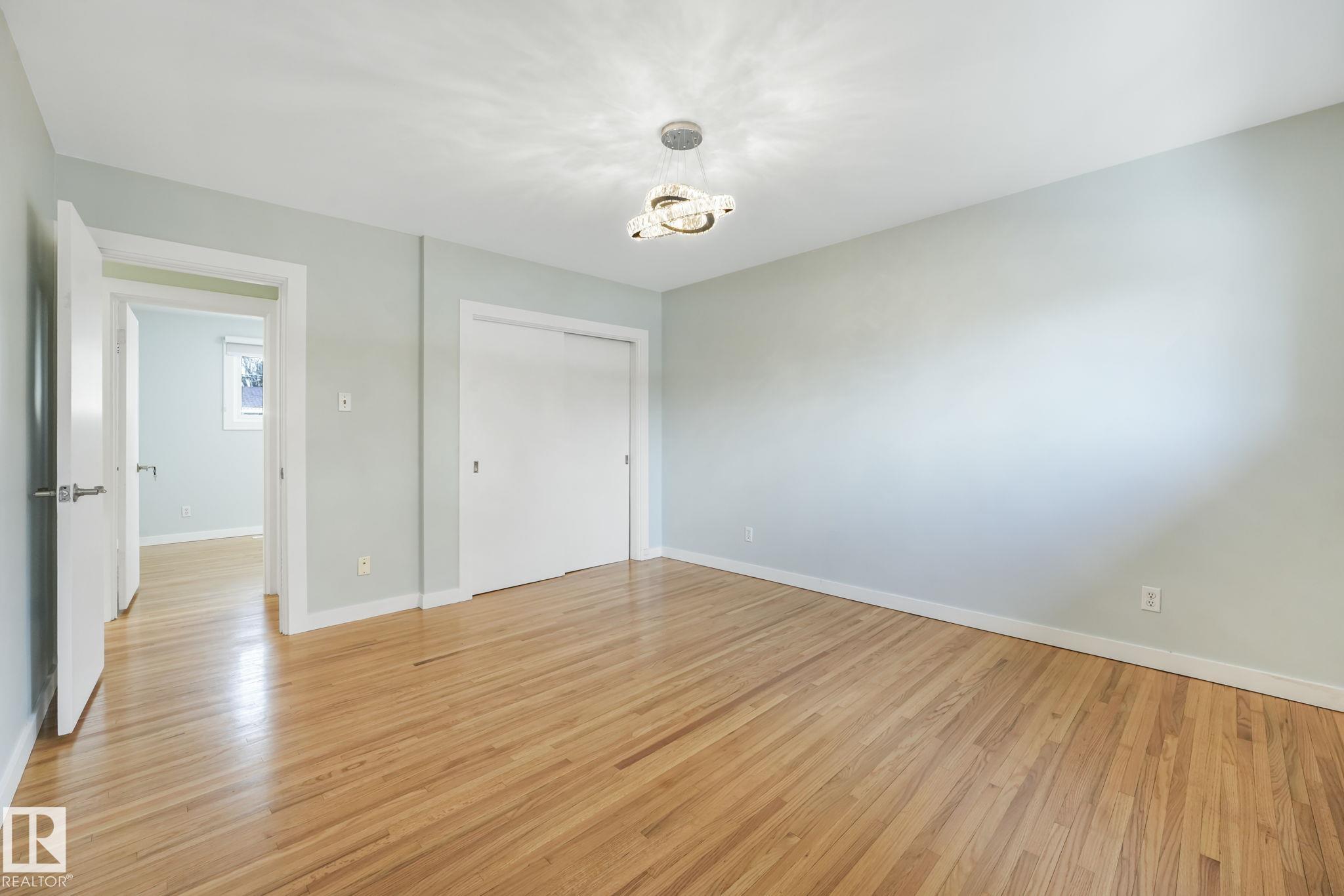 Photo 20 at 15704 91 Avenue NW, Meadowlark Park, Edmonton