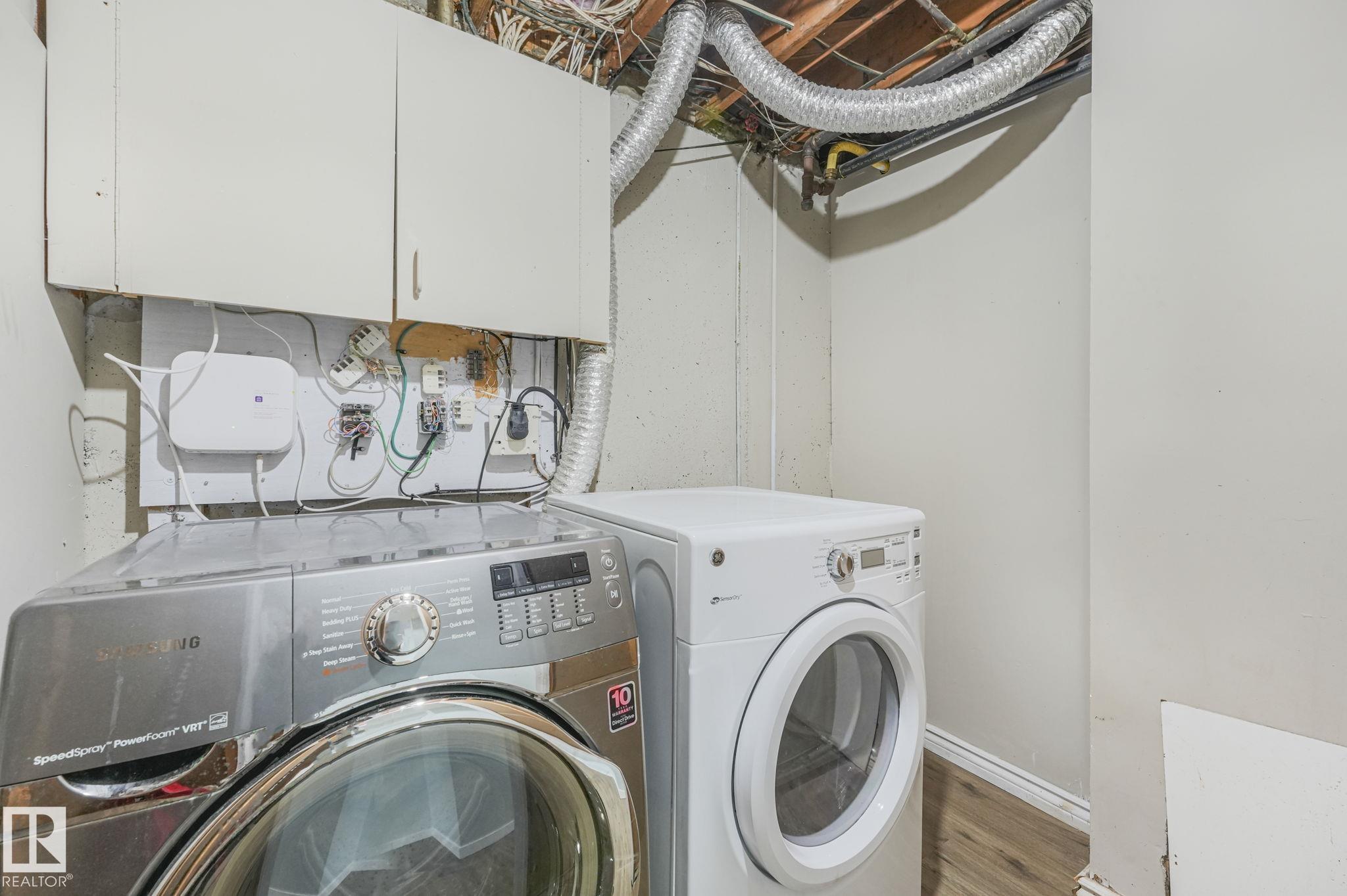 Photo 28 at 15704 91 Avenue NW, Meadowlark Park, Edmonton