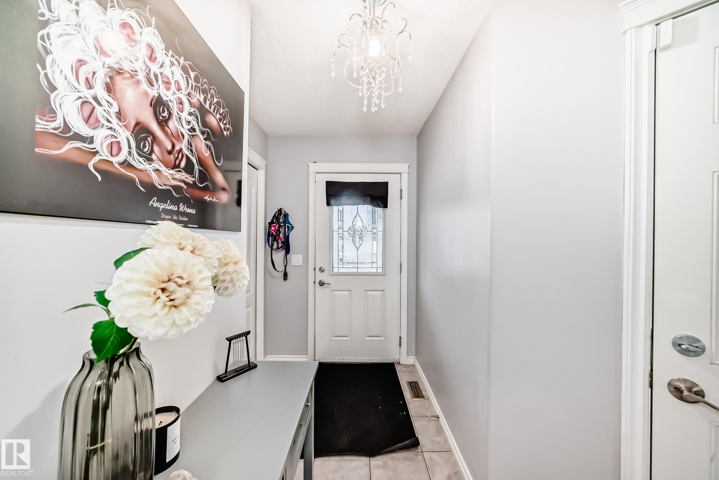 Photo 4 at 1724 64 Street SW, Walker, Edmonton