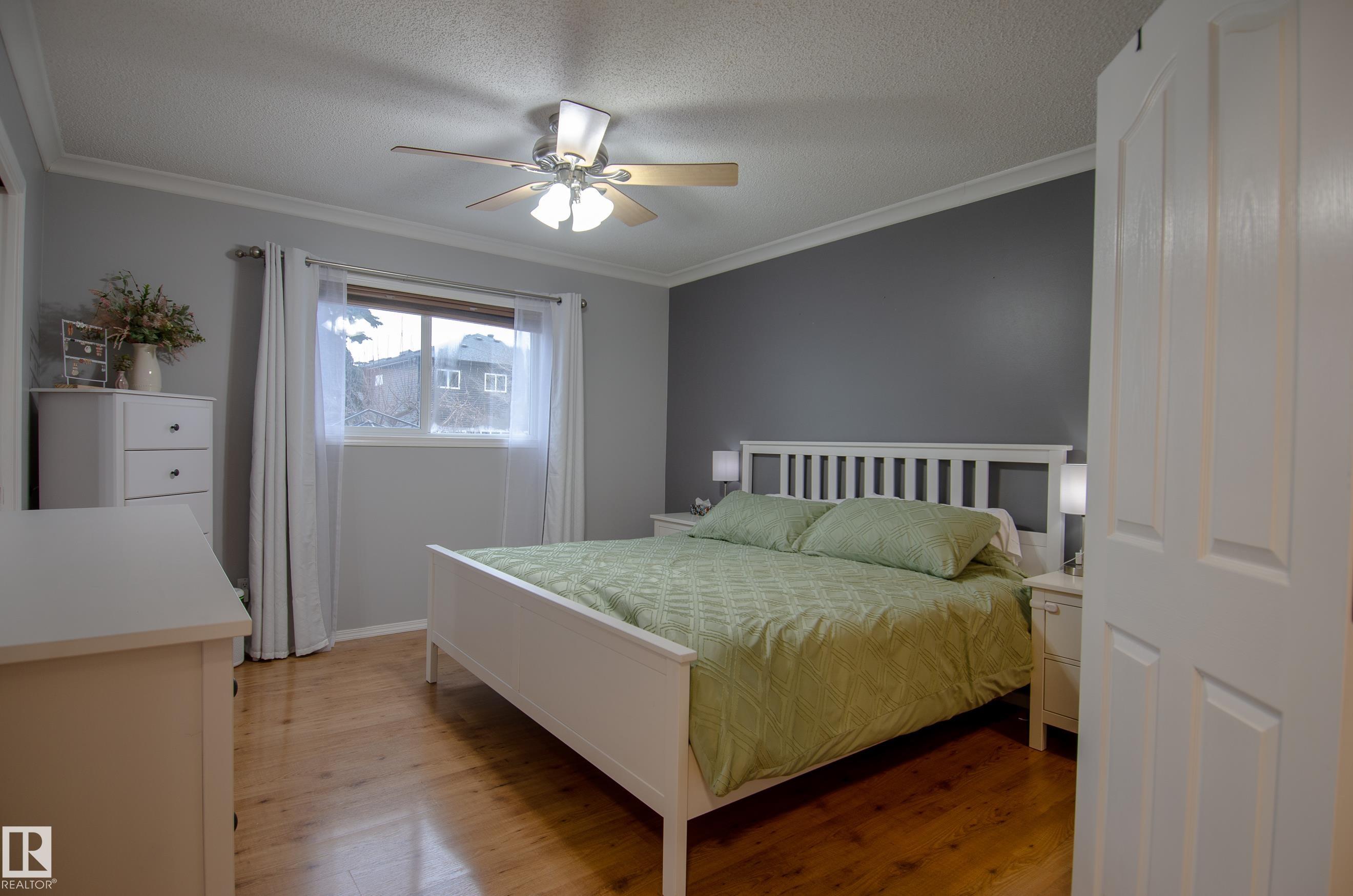 Photo 16 at 3516 13 Avenue NW, Crawford Plains, Edmonton