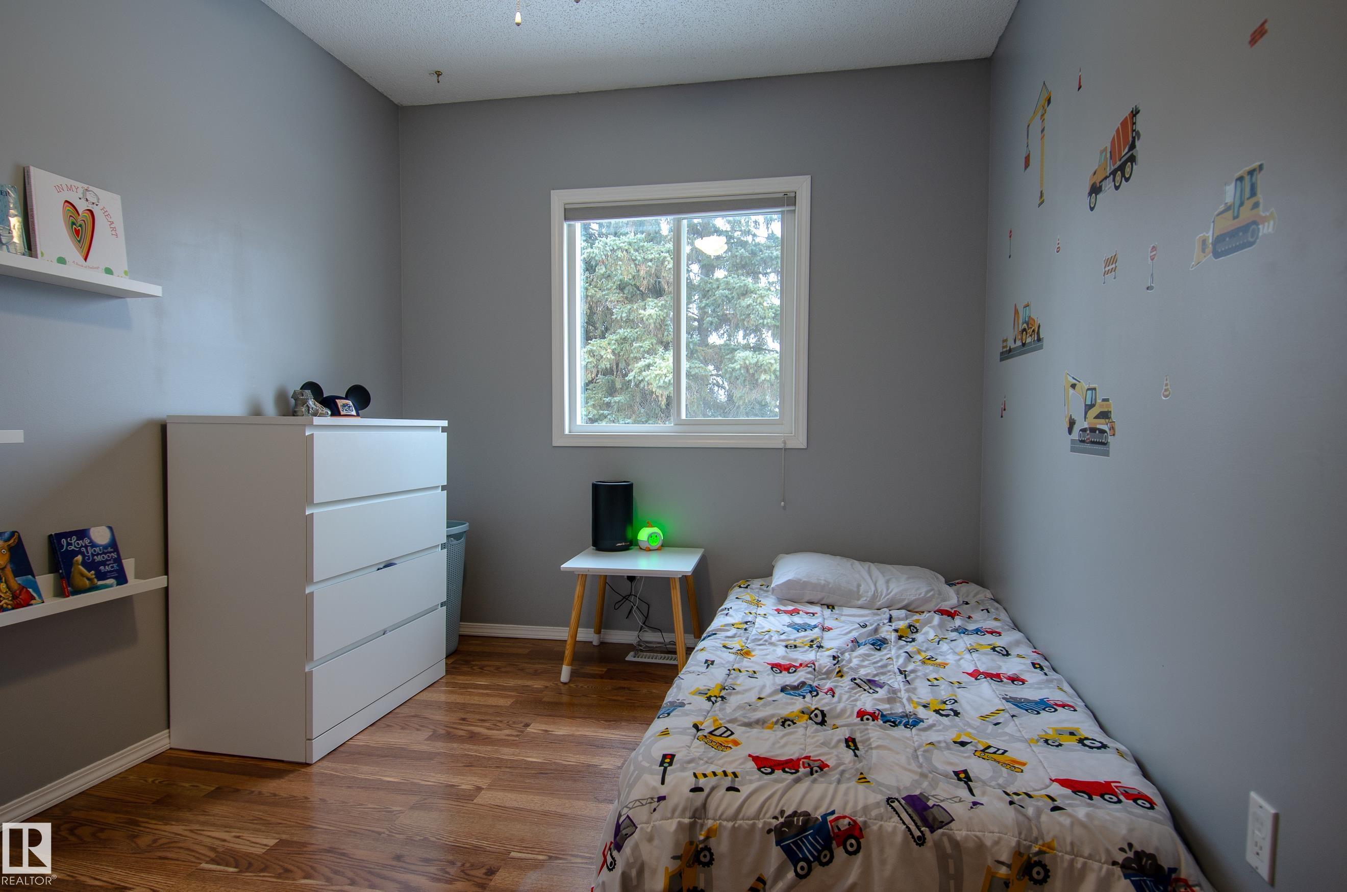 Photo 22 at 3516 13 Avenue NW, Crawford Plains, Edmonton