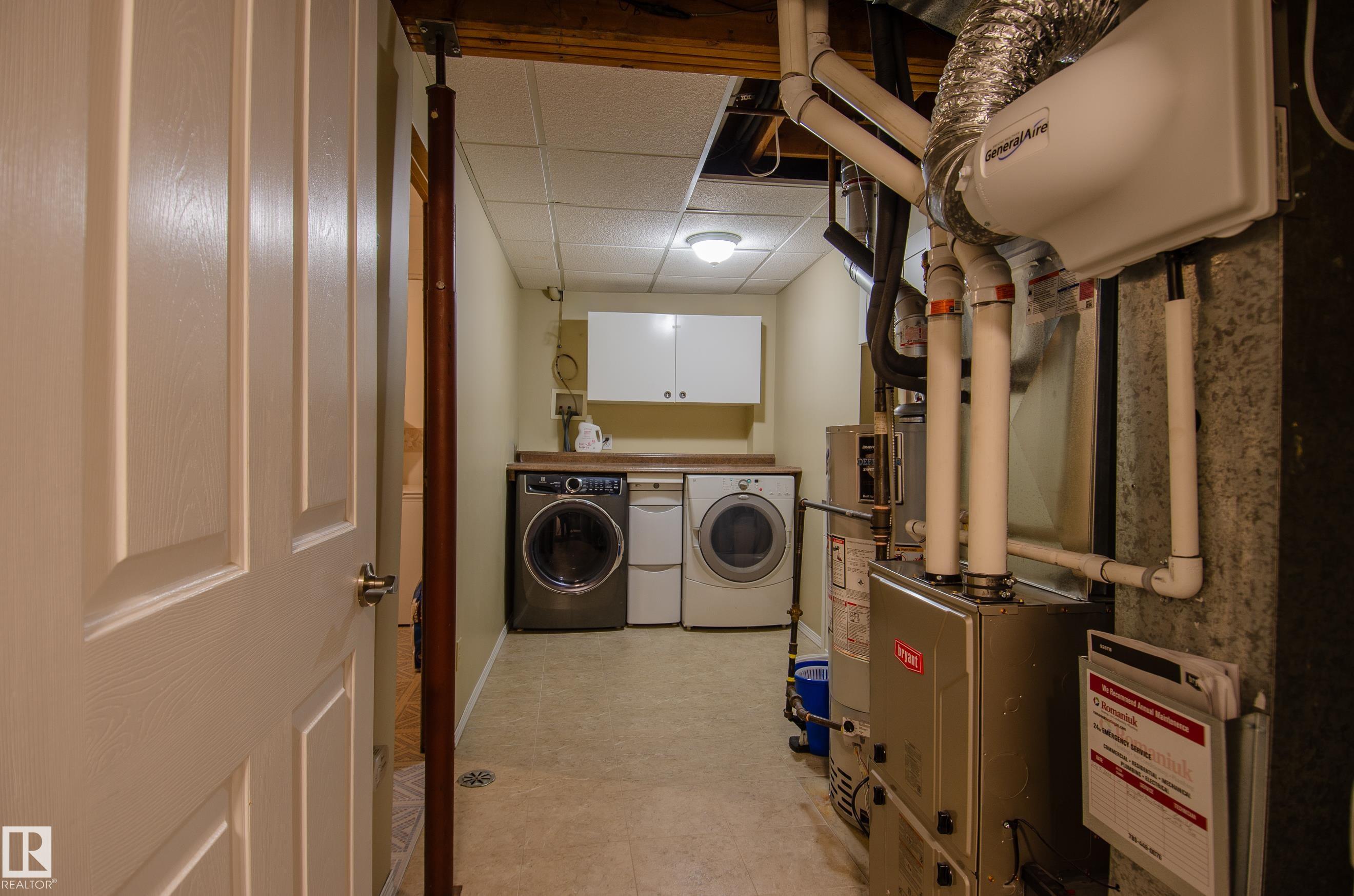 Photo 34 at 3516 13 Avenue NW, Crawford Plains, Edmonton