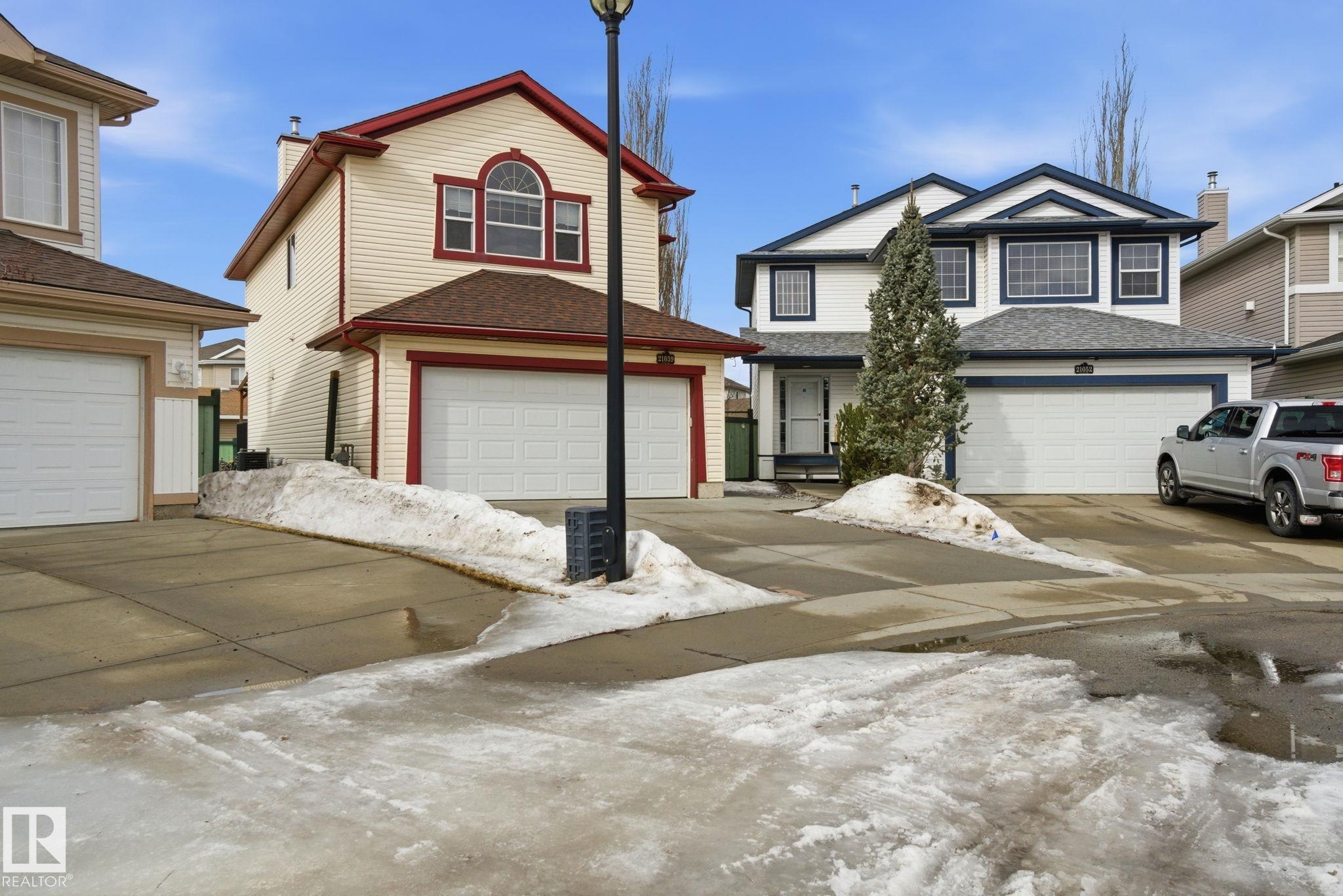 Photo 2 at 21039 92 Avenue NW, Suder Greens, Edmonton