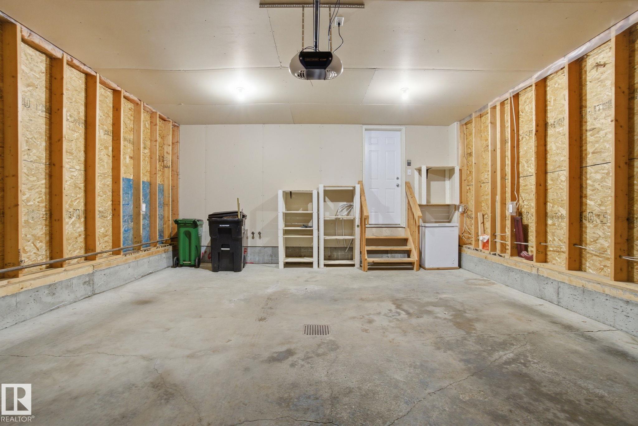 Photo 41 at 21039 92 Avenue NW, Suder Greens, Edmonton