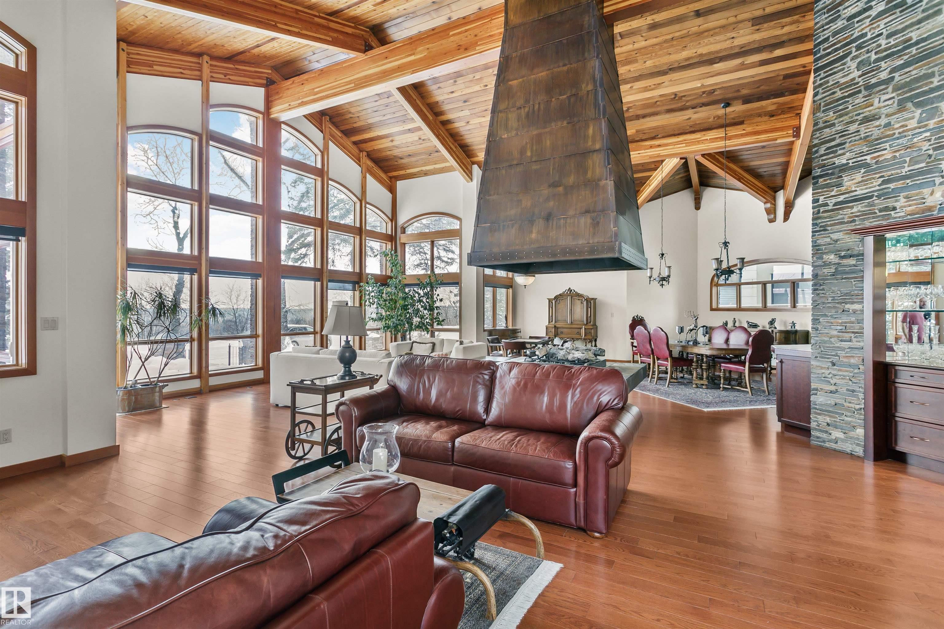 Photo 13 at 12 Wellington Crescent NW, Glenora, Edmonton