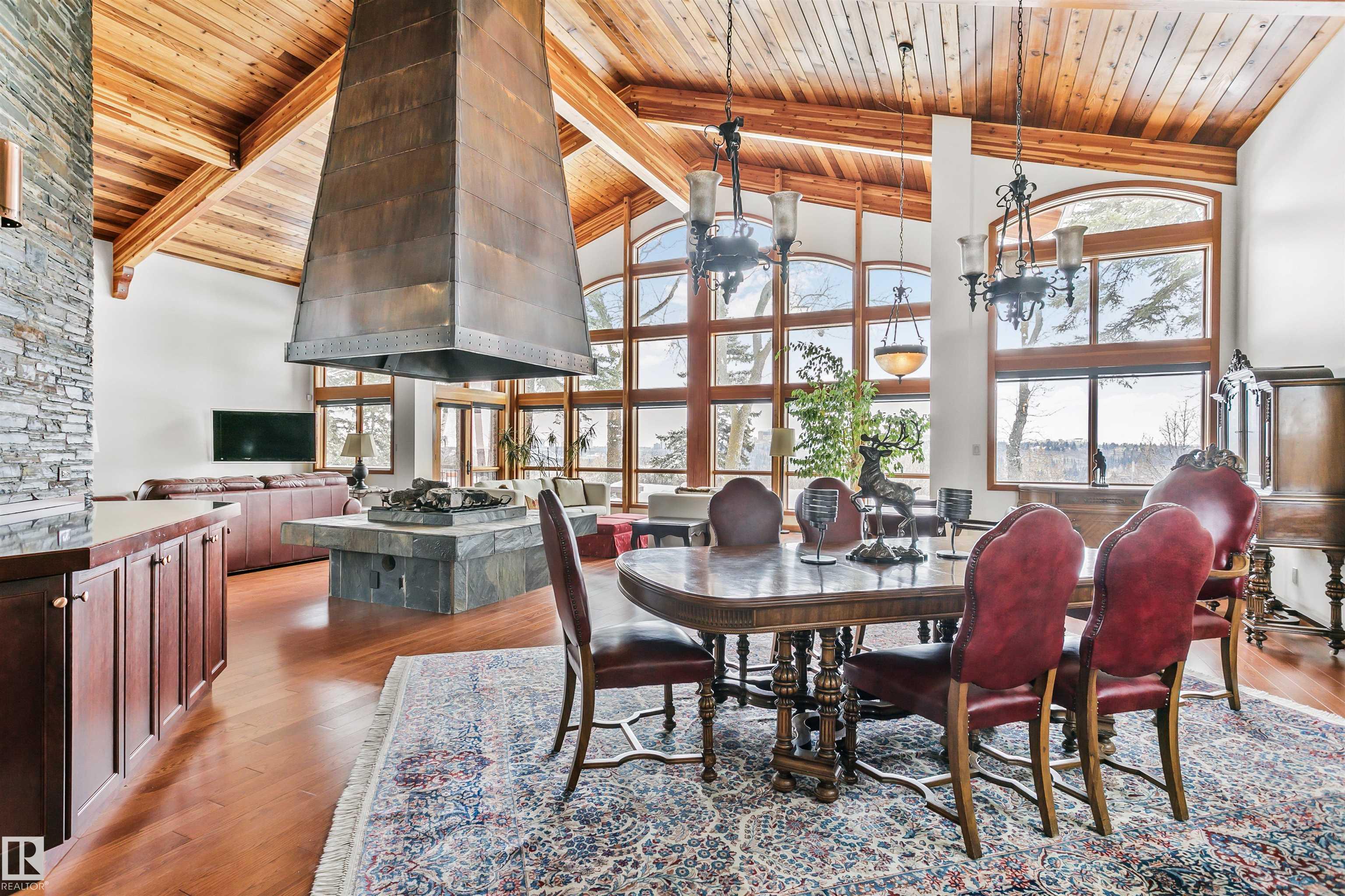 Photo 14 at 12 Wellington Crescent NW, Glenora, Edmonton