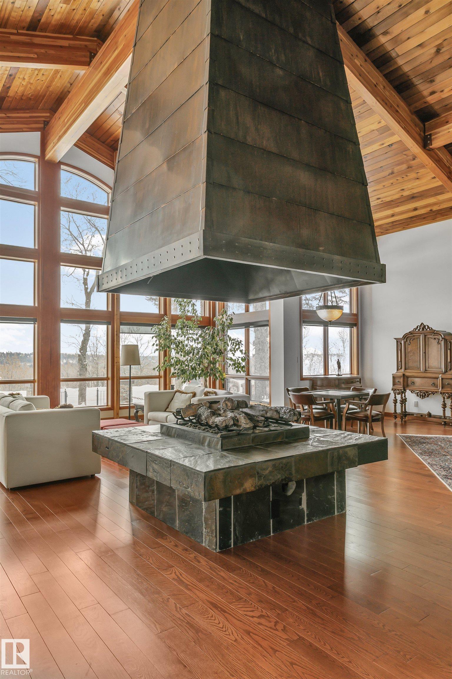 Photo 19 at 12 Wellington Crescent NW, Glenora, Edmonton