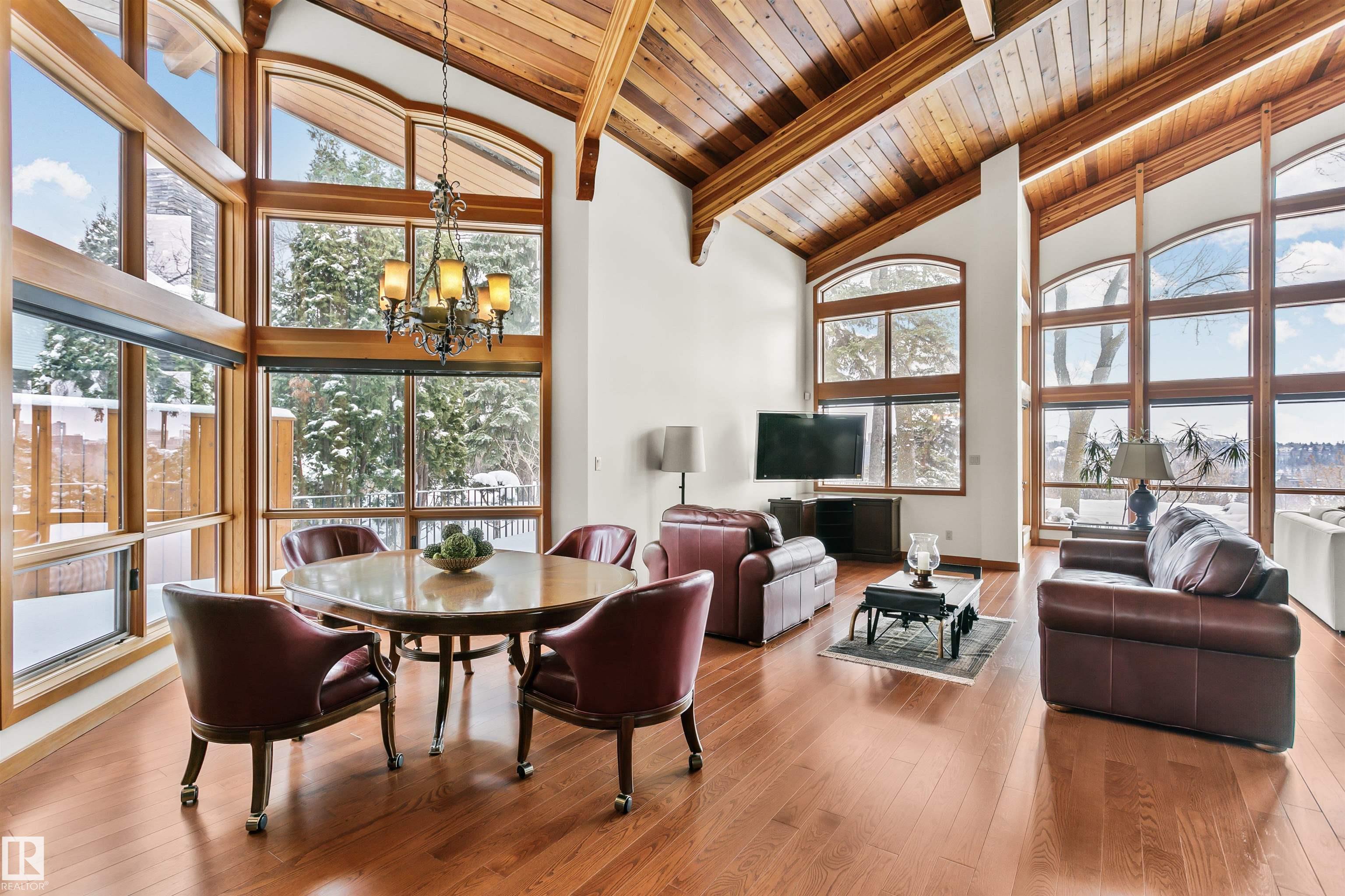 Photo 22 at 12 Wellington Crescent NW, Glenora, Edmonton