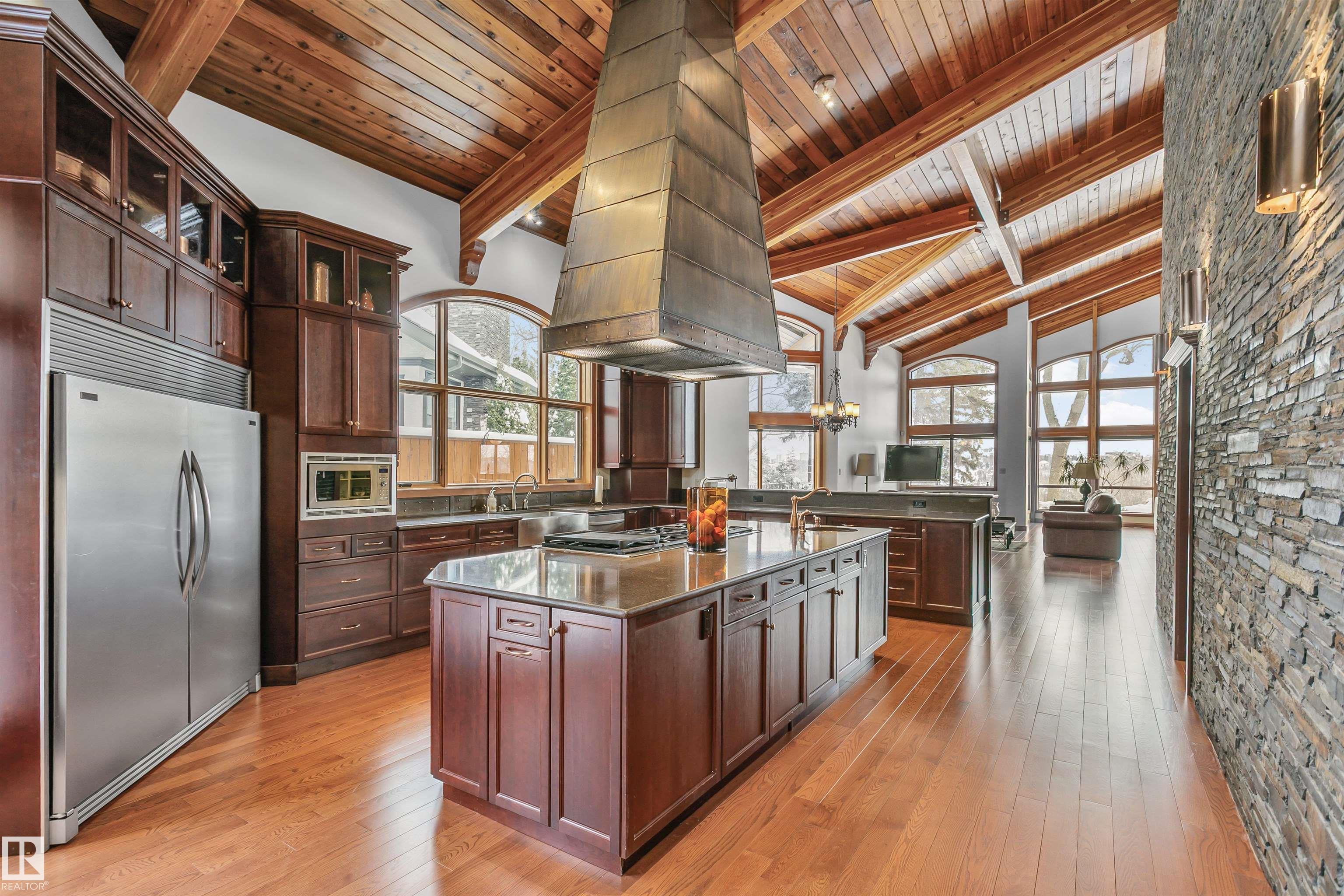 Photo 30 at 12 Wellington Crescent NW, Glenora, Edmonton