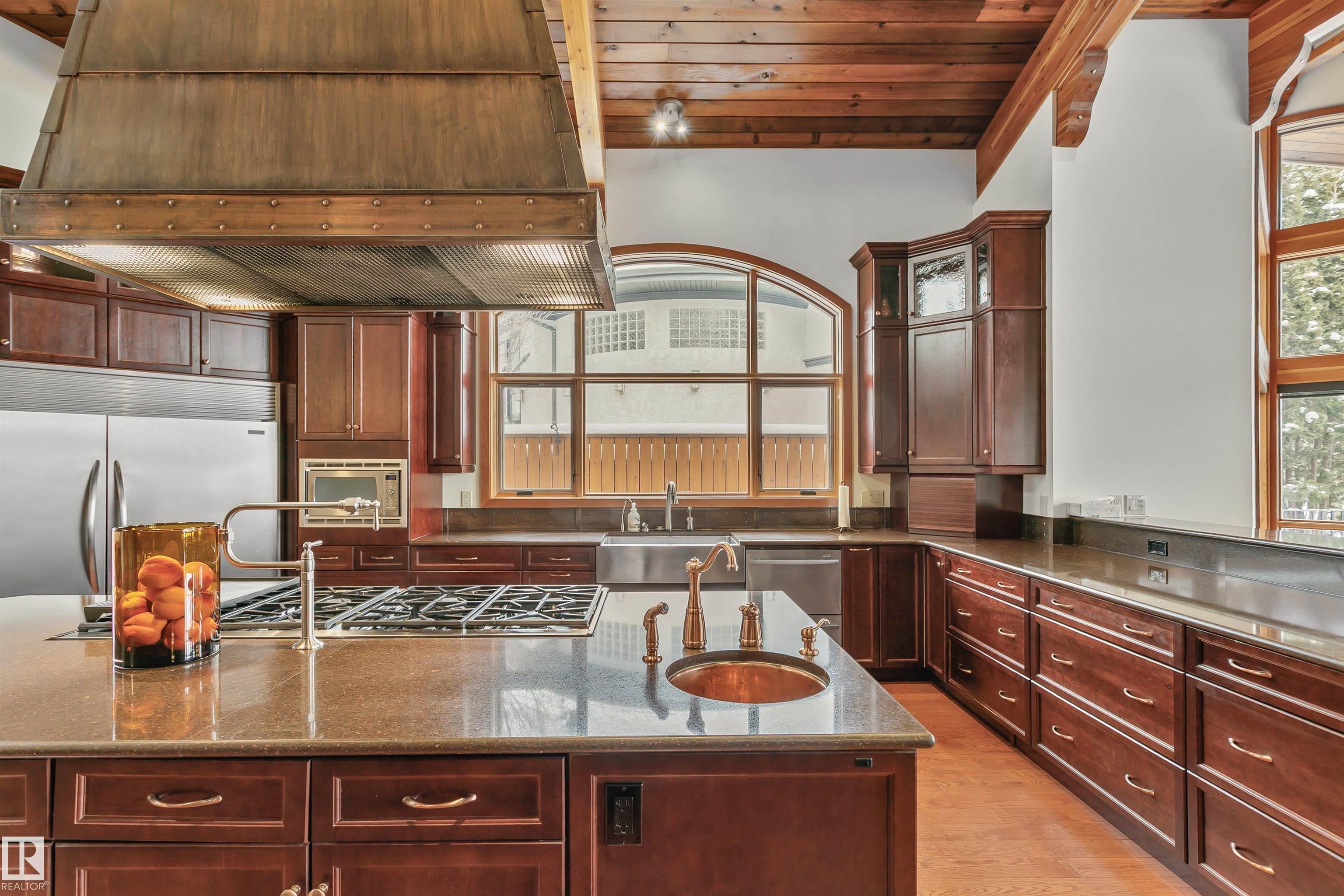 Photo 35 at 12 Wellington Crescent NW, Glenora, Edmonton