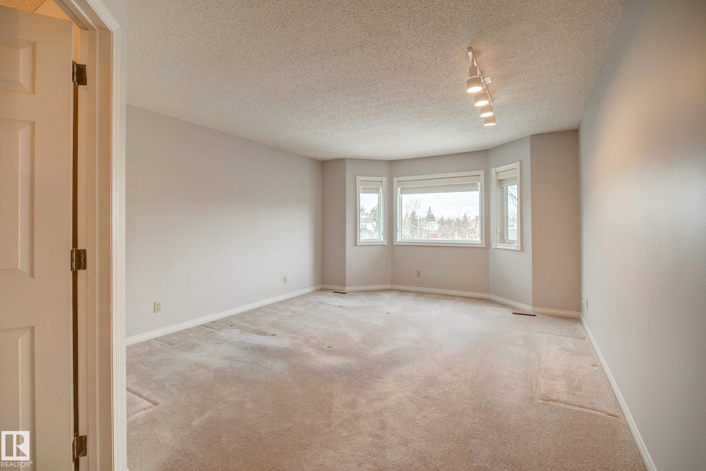 Photo 29 at 237 Bulyea Road NW, Bulyea Heights, Edmonton