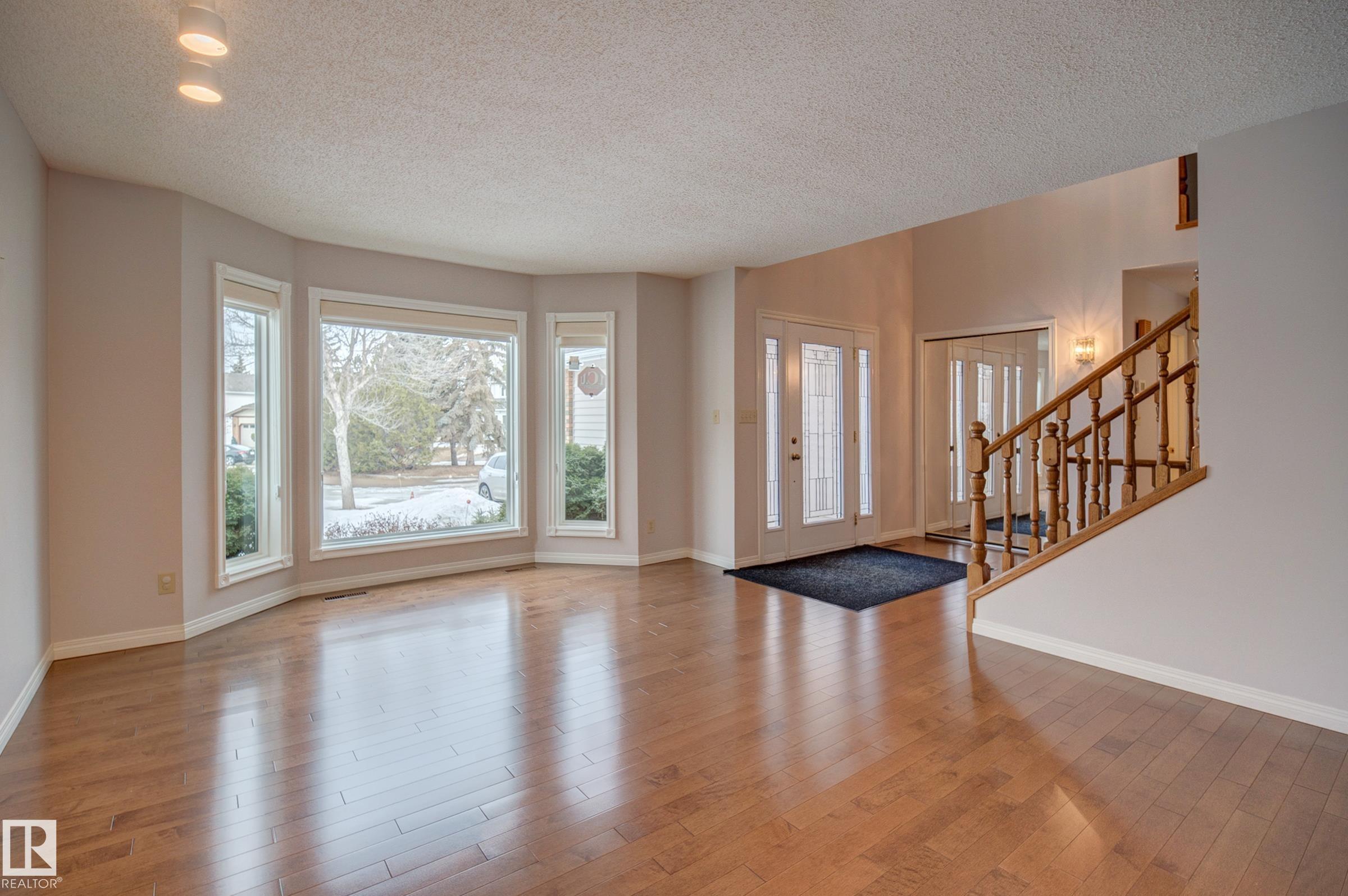 Photo 7 at 237 Bulyea Road NW, Bulyea Heights, Edmonton