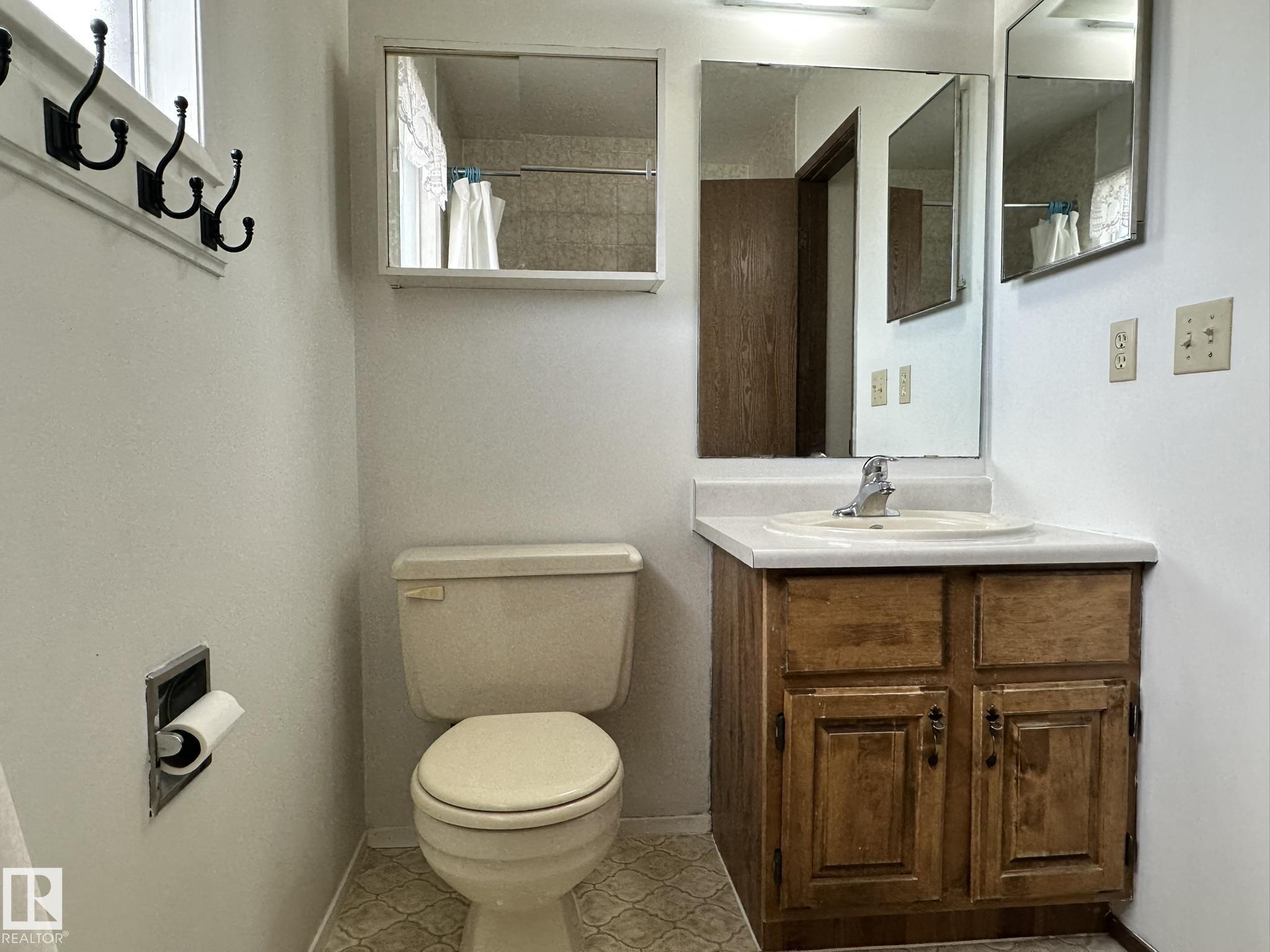 Photo 29 at 9928 181 Street NW, La Perle, Edmonton