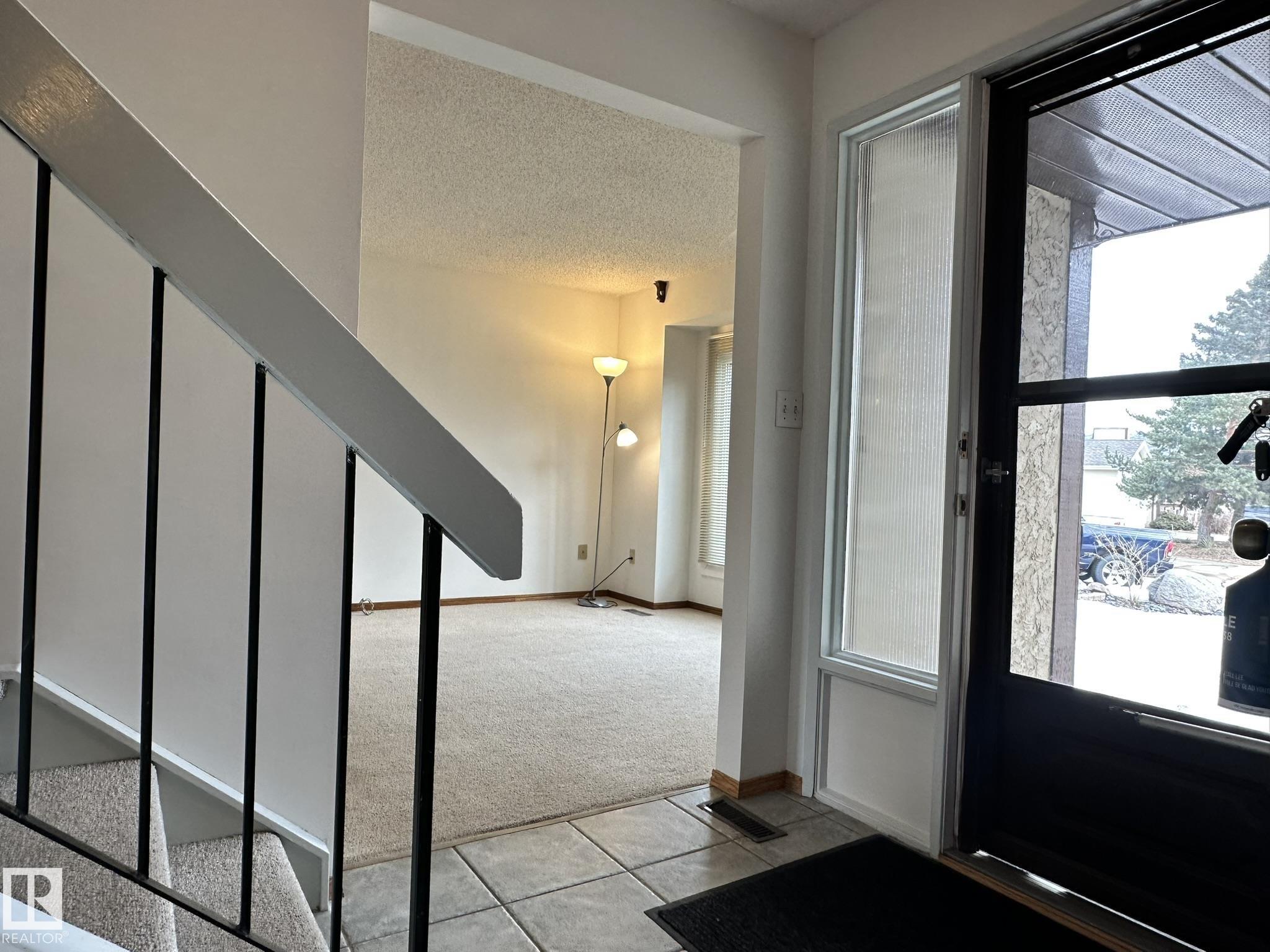 Photo 4 at 9928 181 Street NW, La Perle, Edmonton