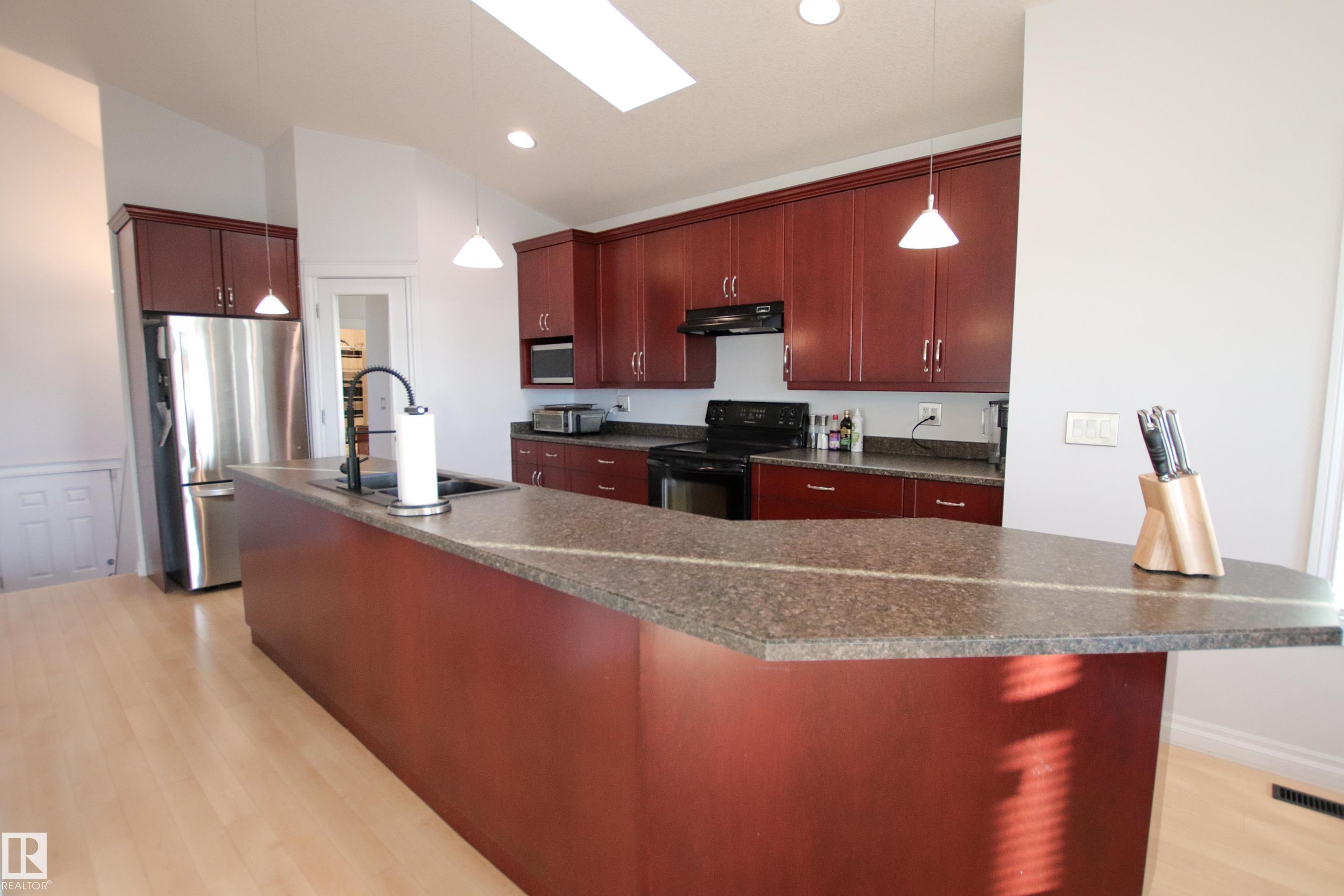 Photo 7 at 112 Houle Drive, Morinville