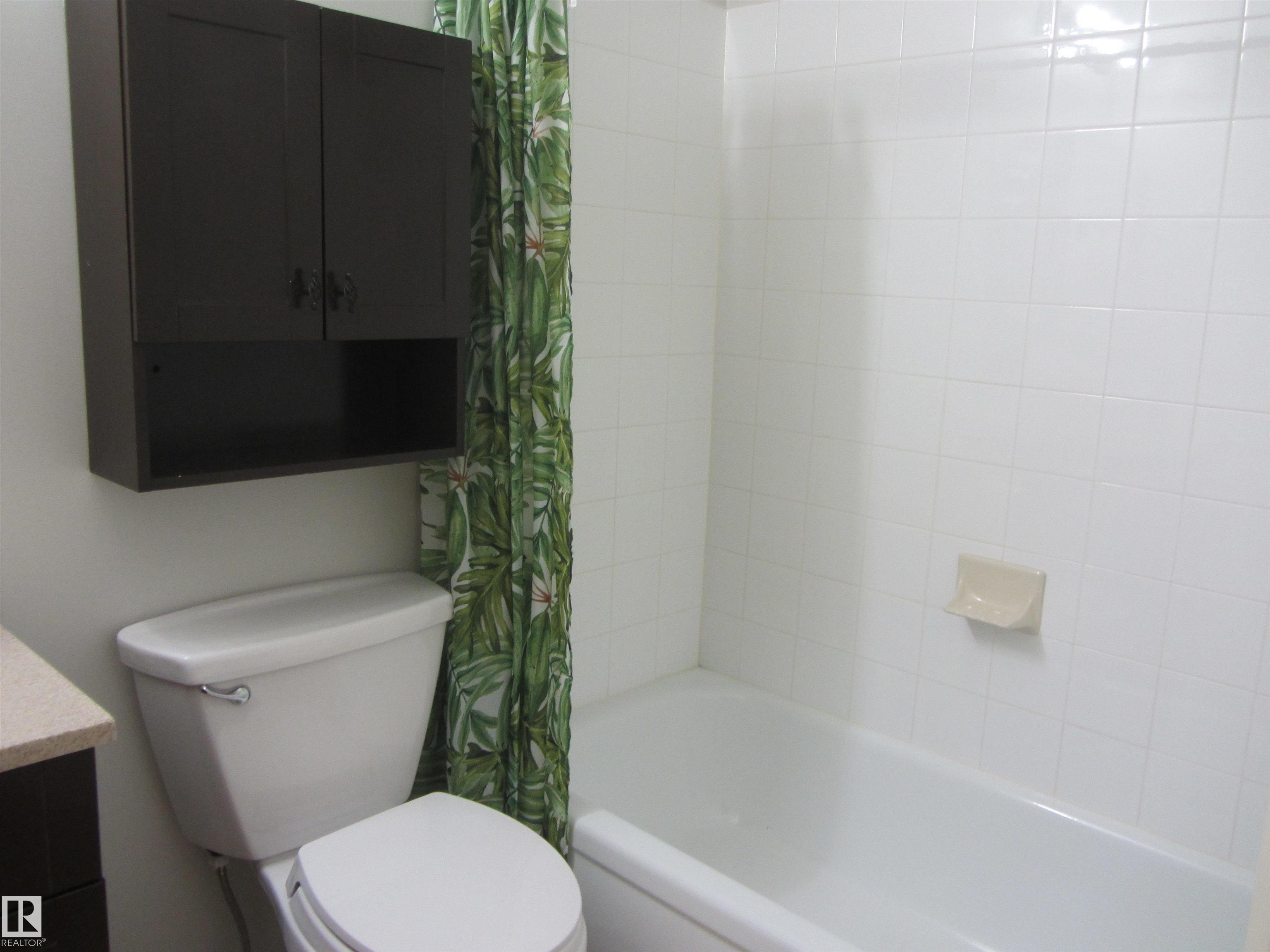 Photo 18 at 1007 - 11307 99 Avenue NW, Wîhkwêntôwin, Edmonton