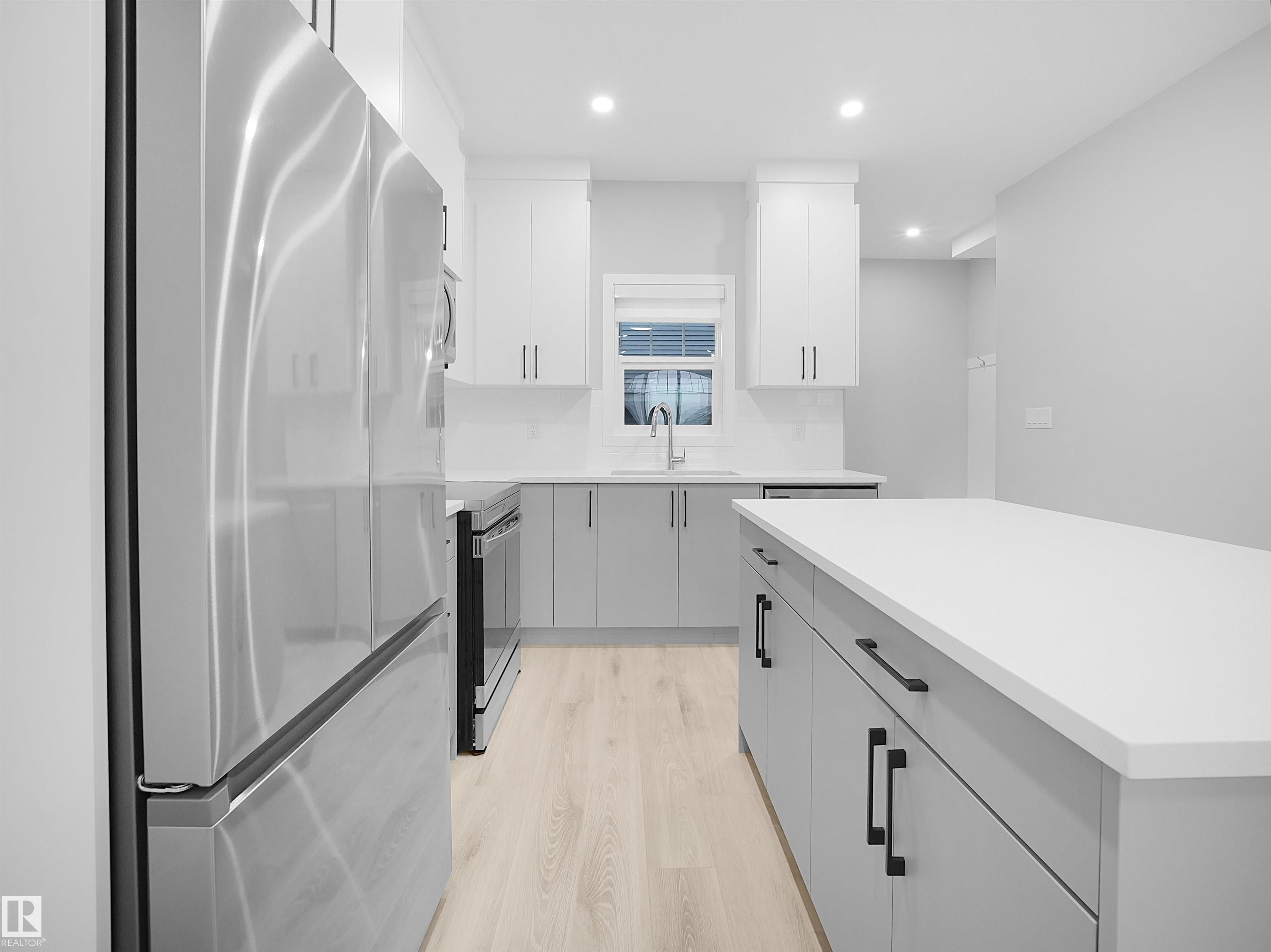 Photo 11 at 3272 Dallas Schmidt Drive NW, Griesbach, Edmonton