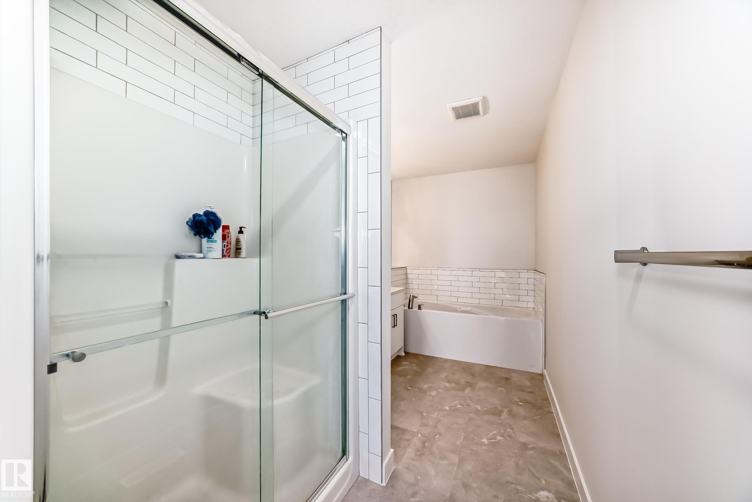 Photo 32 at 17532 49 Street NW, Cy Becker, Edmonton