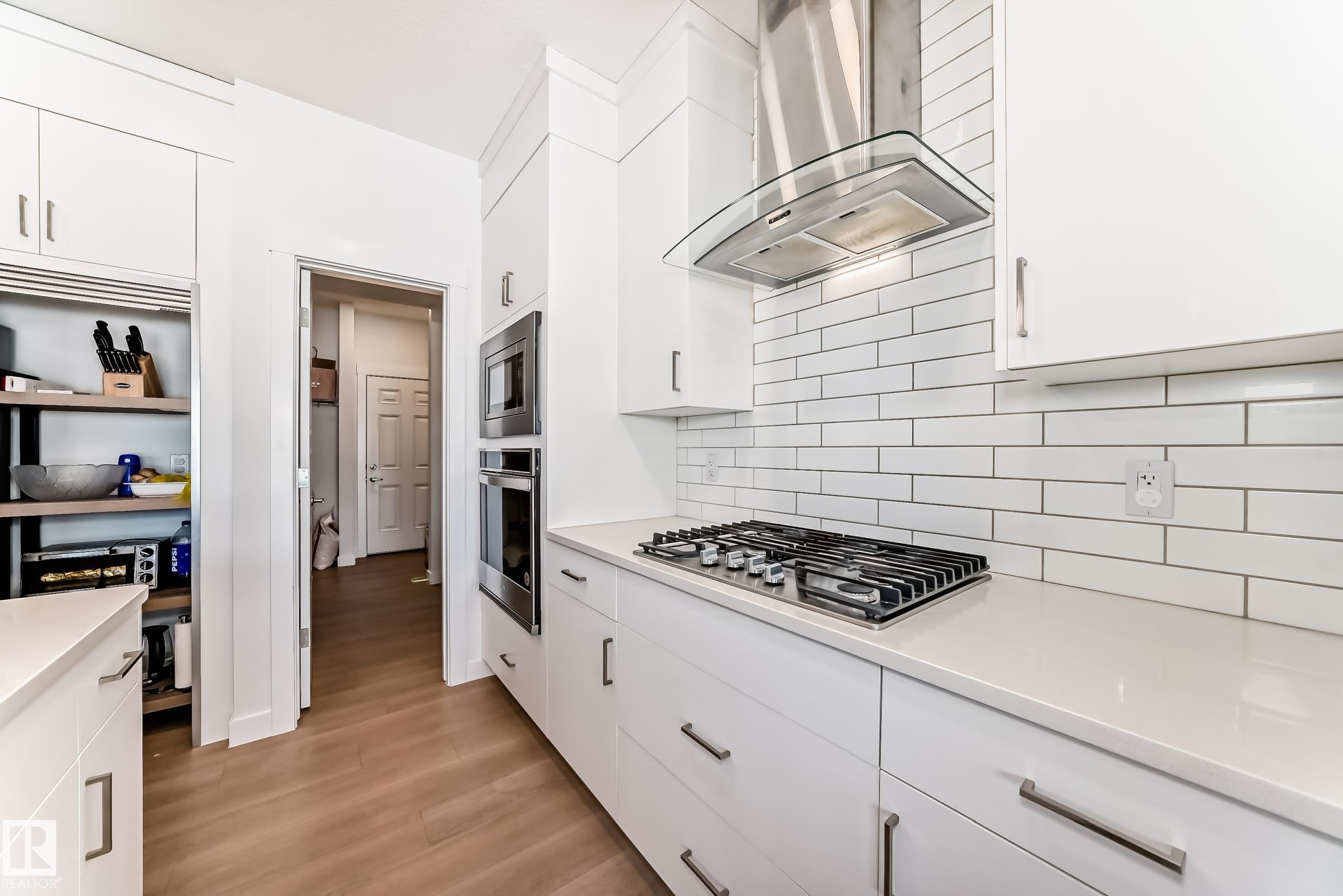 Photo 9 at 17532 49 Street NW, Cy Becker, Edmonton