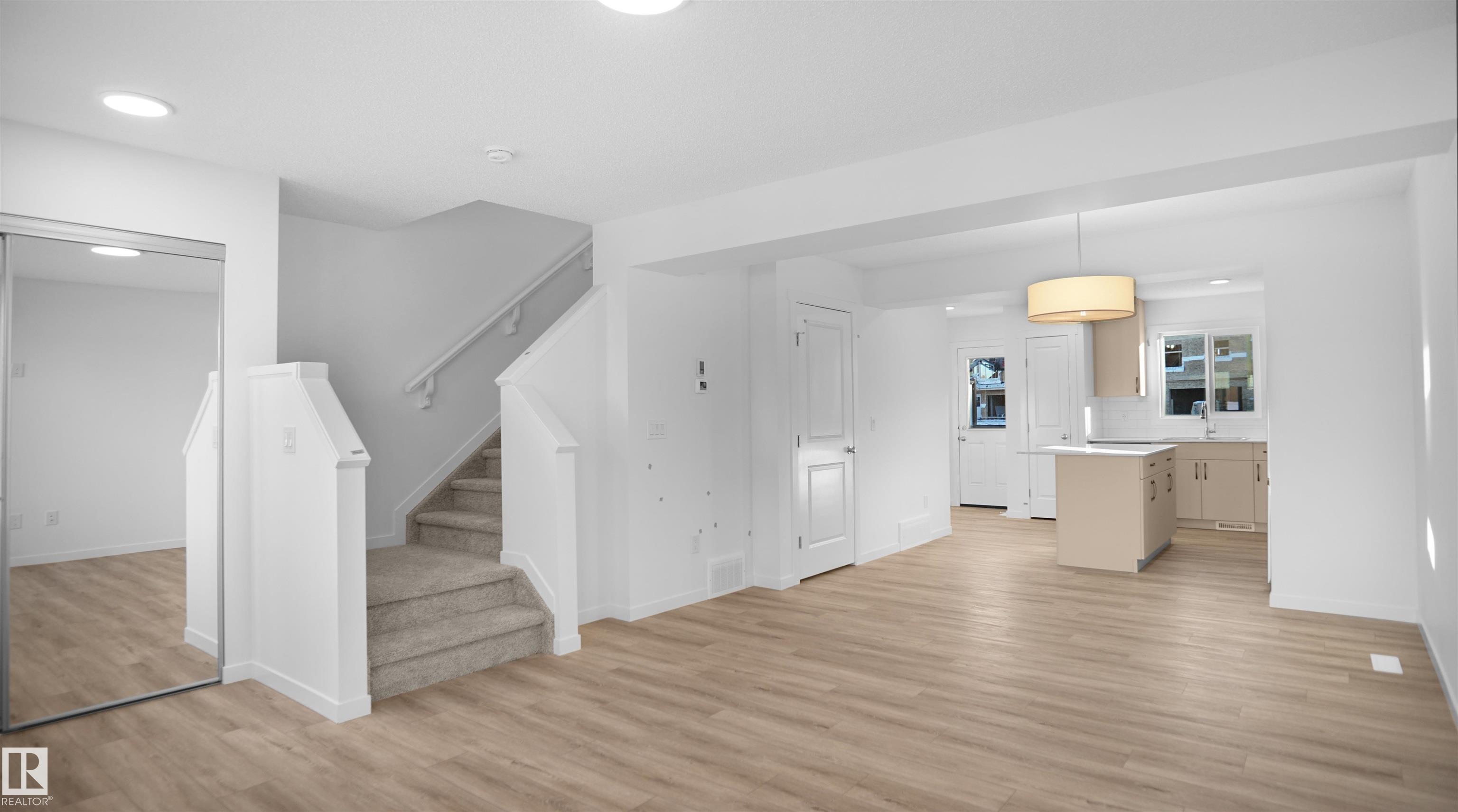 Photo 5 at 86 - 3705 141 Street SW, Desrochers Area, Edmonton