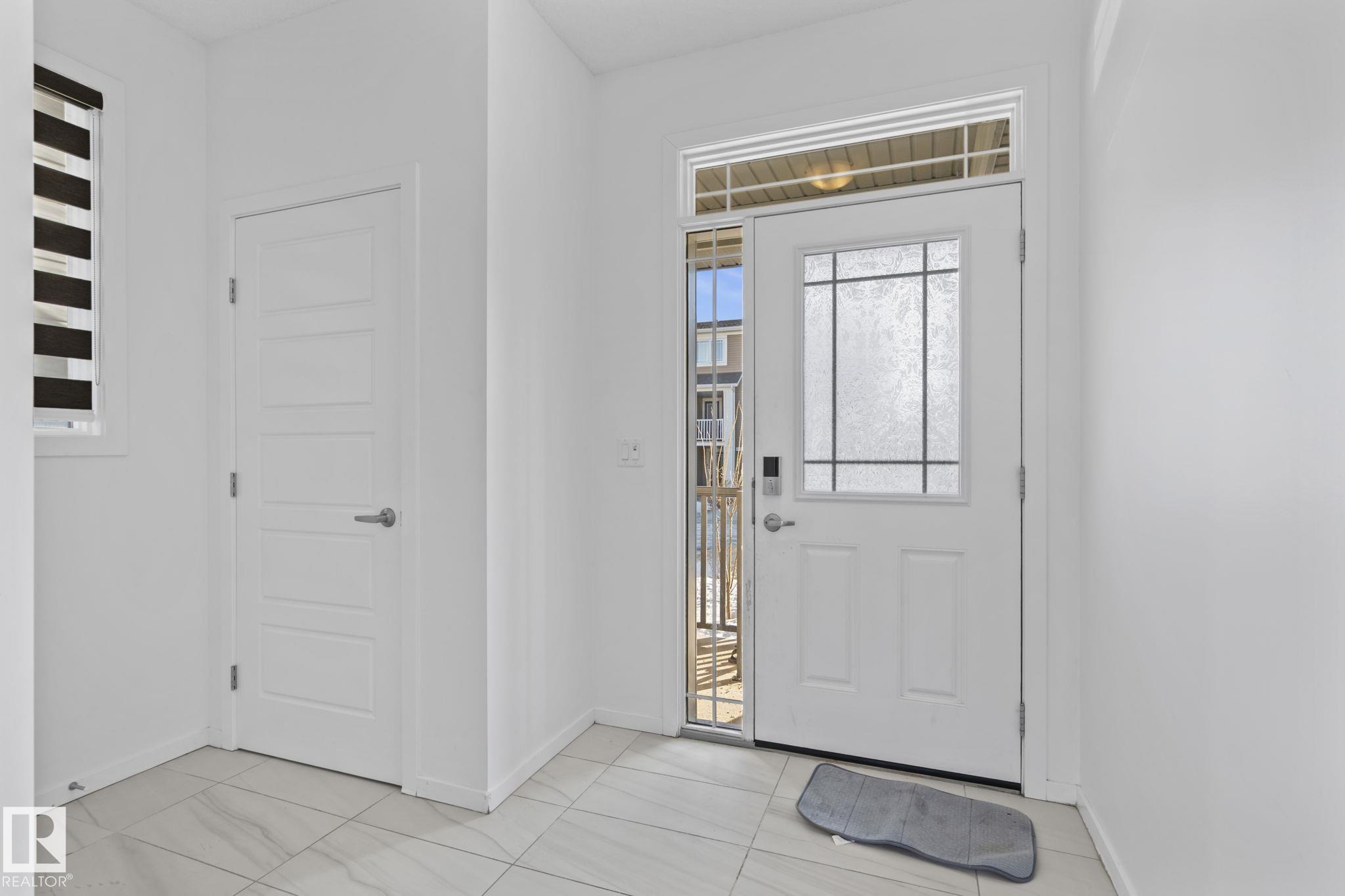 Photo 4 at 20612 22 Avenue NW, Stillwater, Edmonton