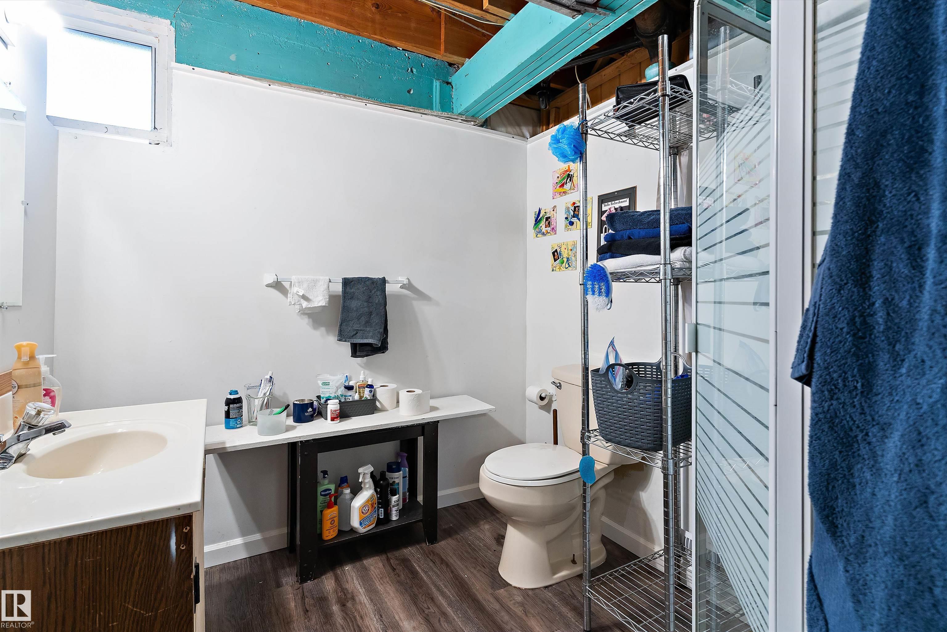 Photo 21 at 9431 65 Avenue NW, Hazeldean, Edmonton