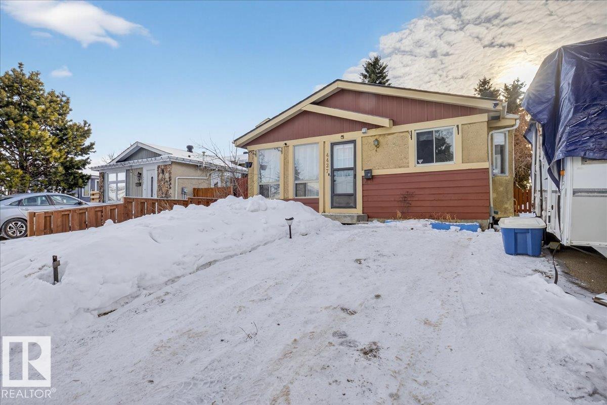 Photo 6 at 4427 32a Avenue NW, Weinlos, Edmonton