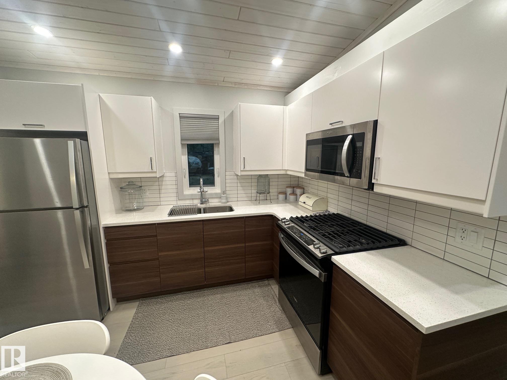 Photo 24 at 66 - 53509 Rge Rd 60, Sunset Shores, Rural Parkland County