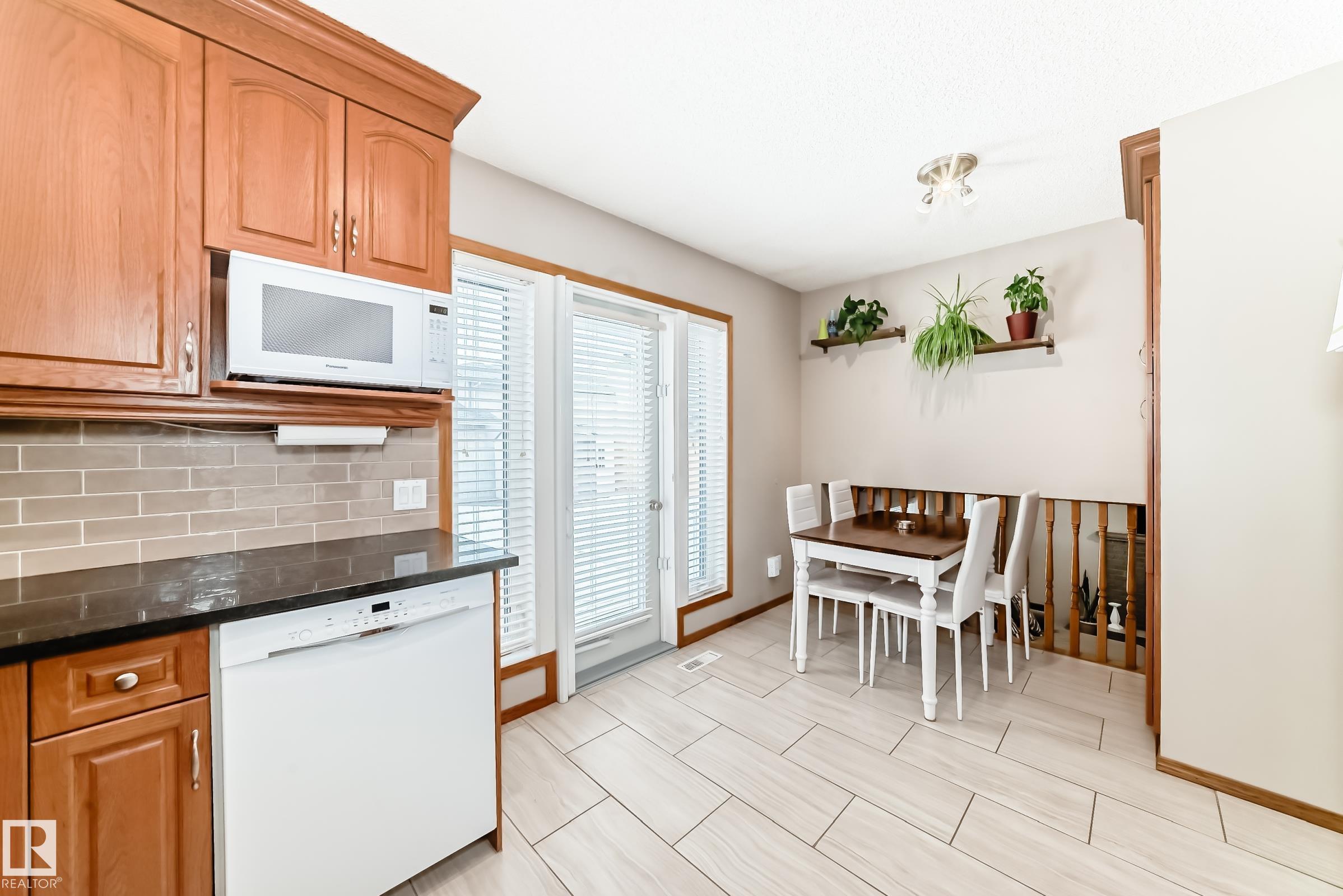 Photo 12 at 13 Donahue Close, Deer Ridge, St. Albert