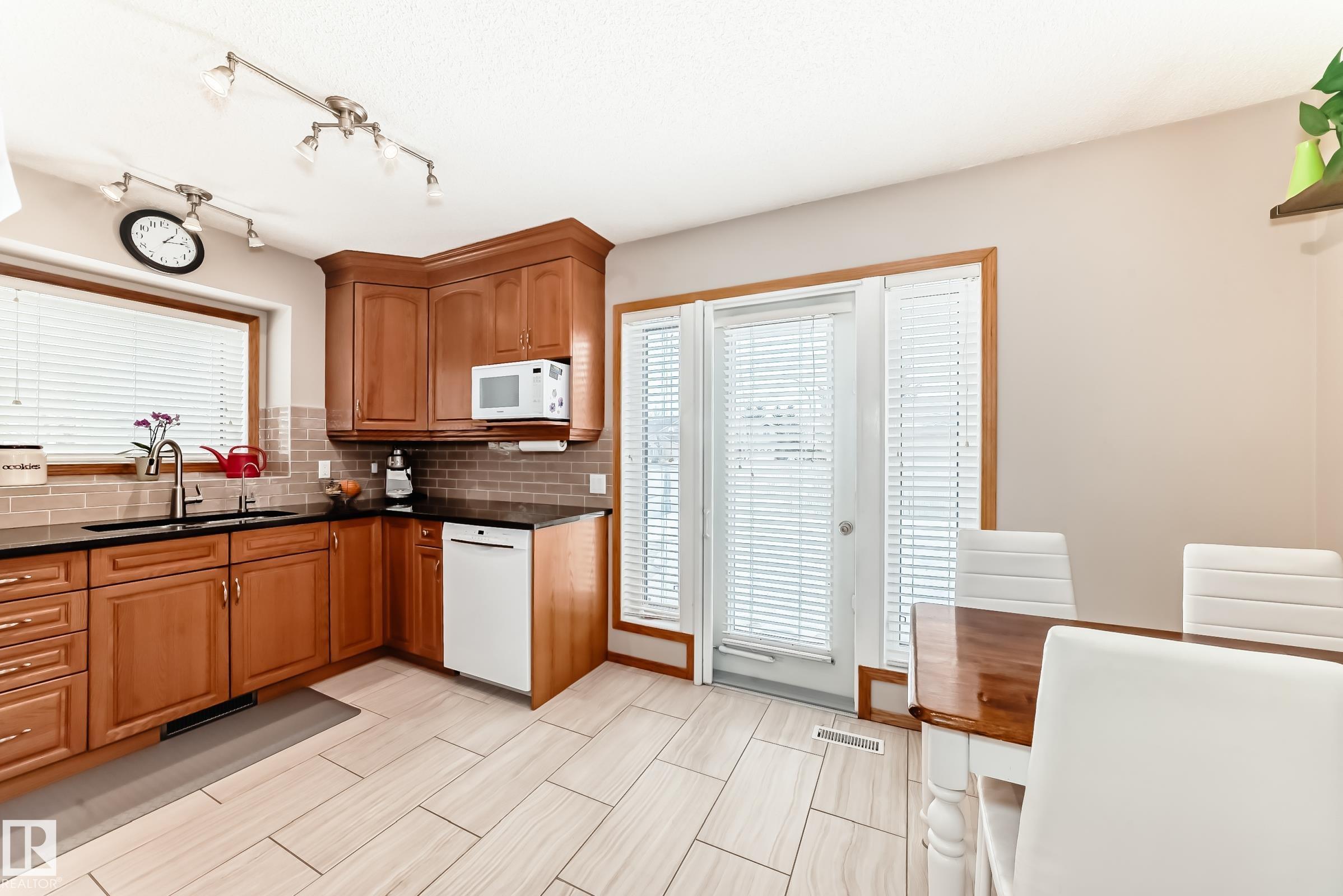 Photo 15 at 13 Donahue Close, Deer Ridge, St. Albert