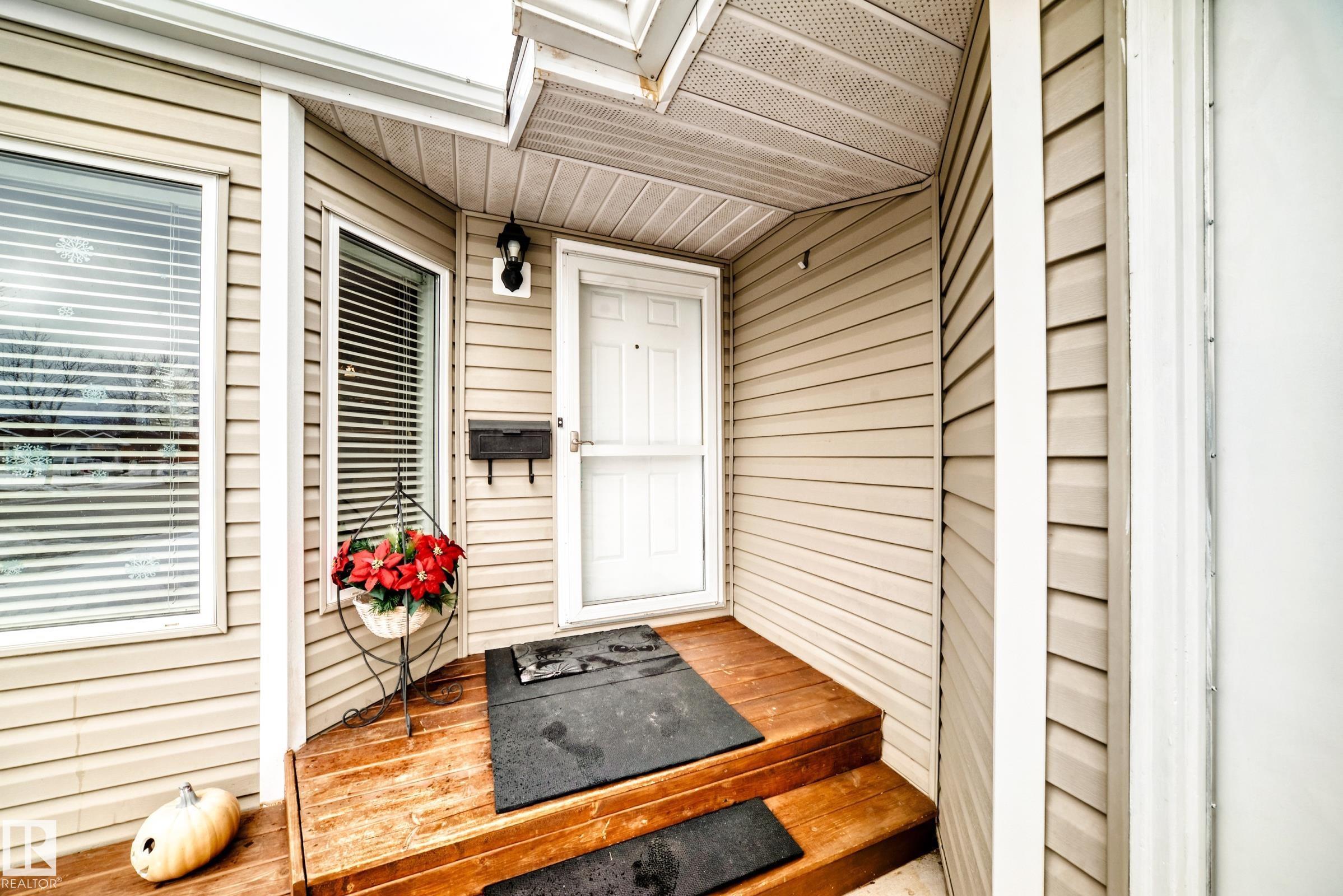 13 Donahue Close, Deer Ridge, St. Albert