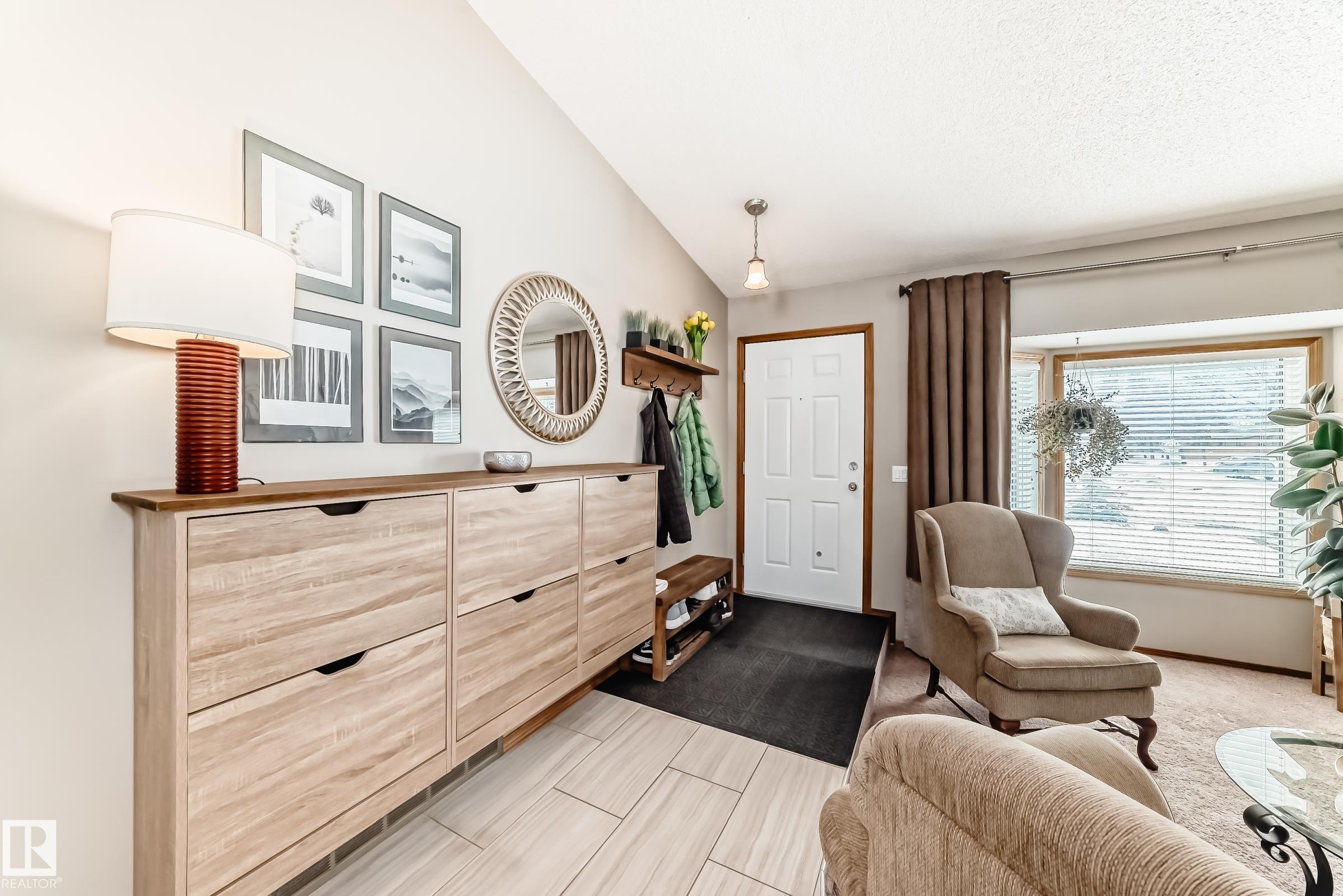 13 Donahue Close, Deer Ridge, St. Albert