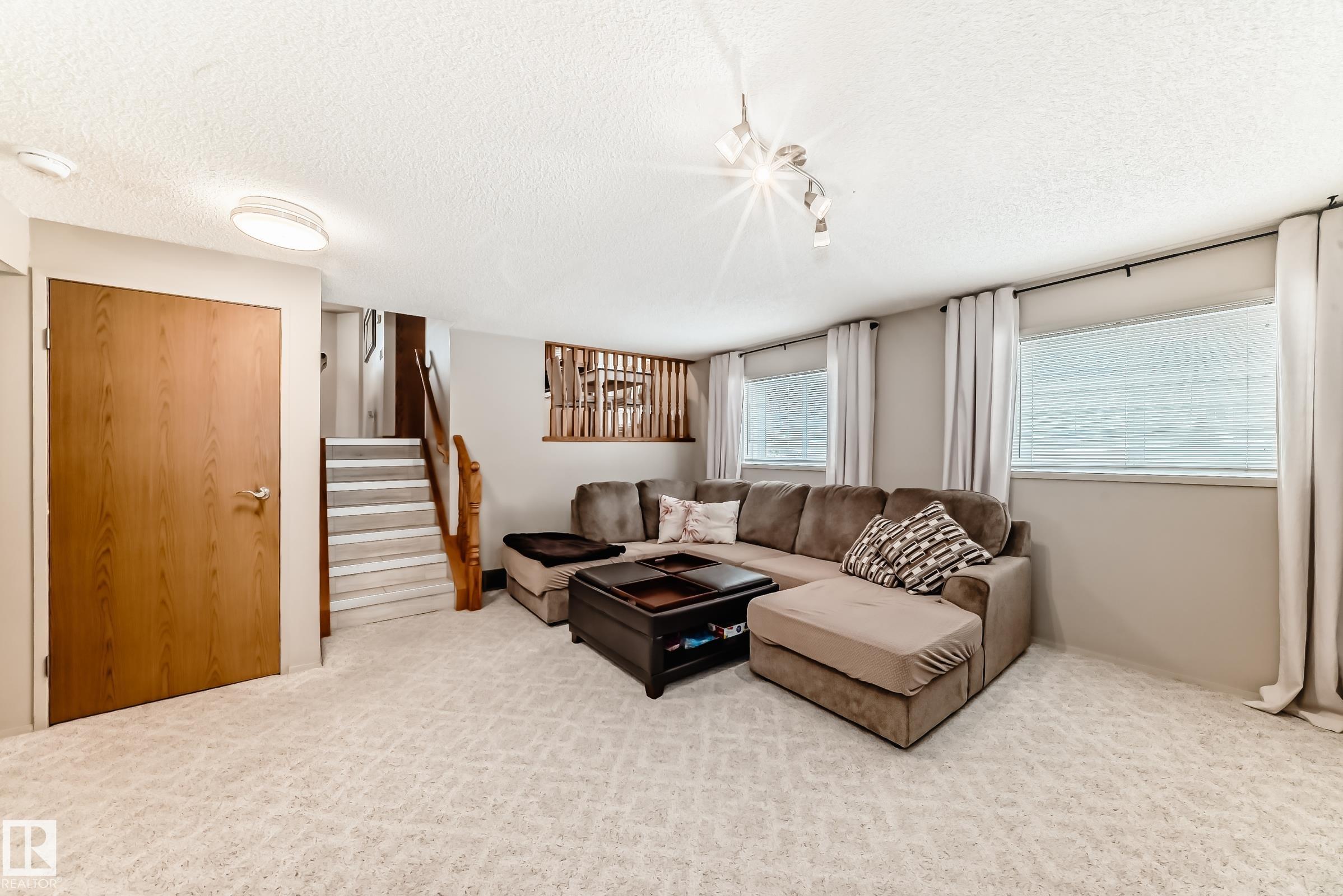 Photo 39 at 13 Donahue Close, Deer Ridge, St. Albert