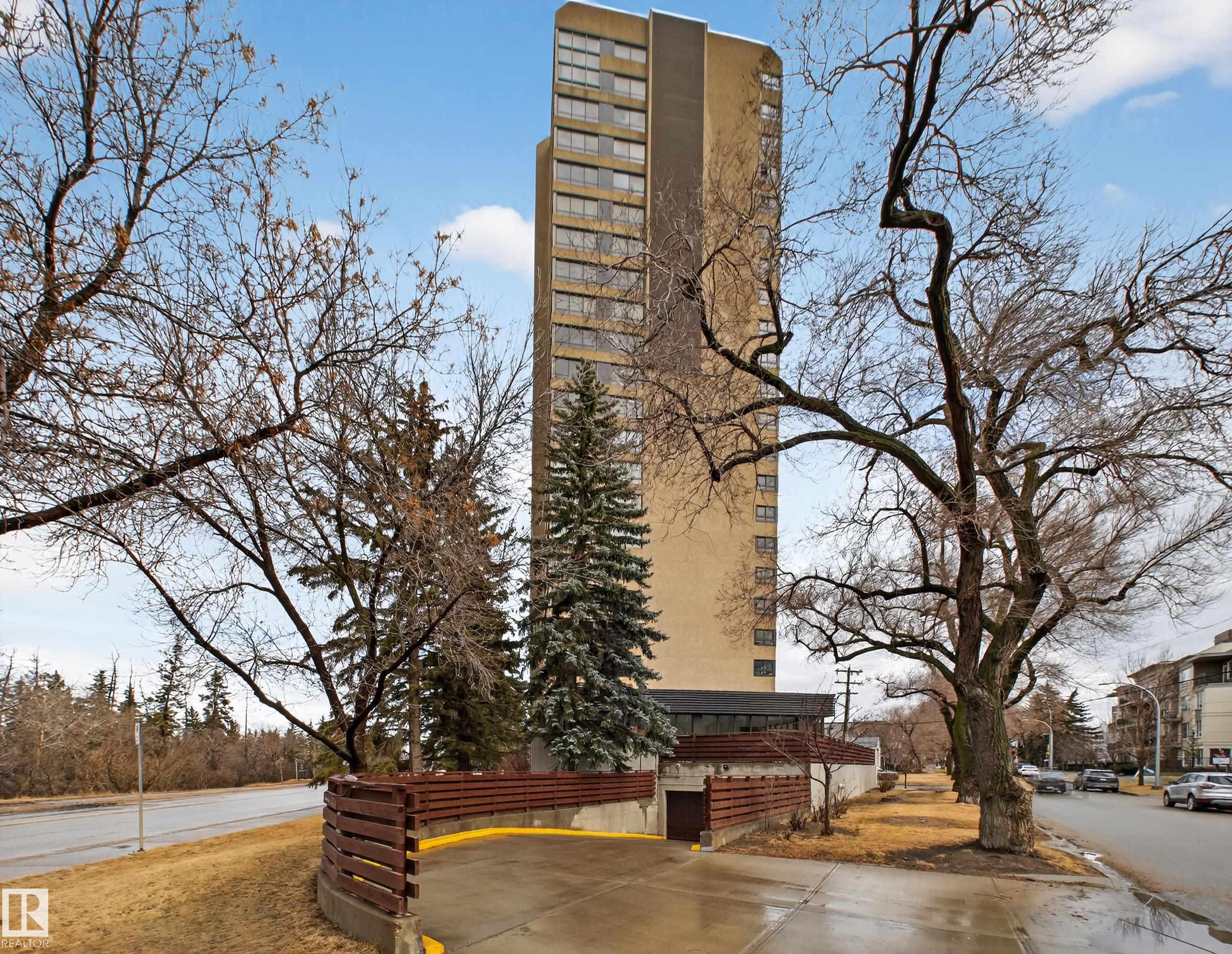 Photo 2 at 1002 - 9929 Saskatchewan Drive NW, Strathcona, Edmonton