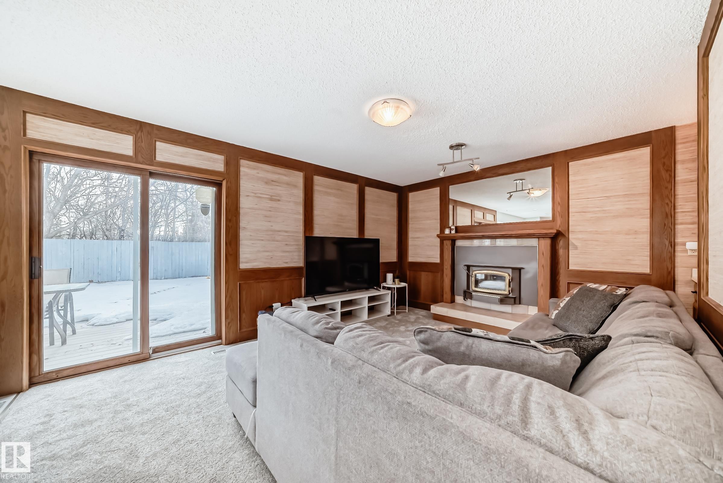 Photo 16 at 4207 147 Street NW, Ramsay Heights, Edmonton