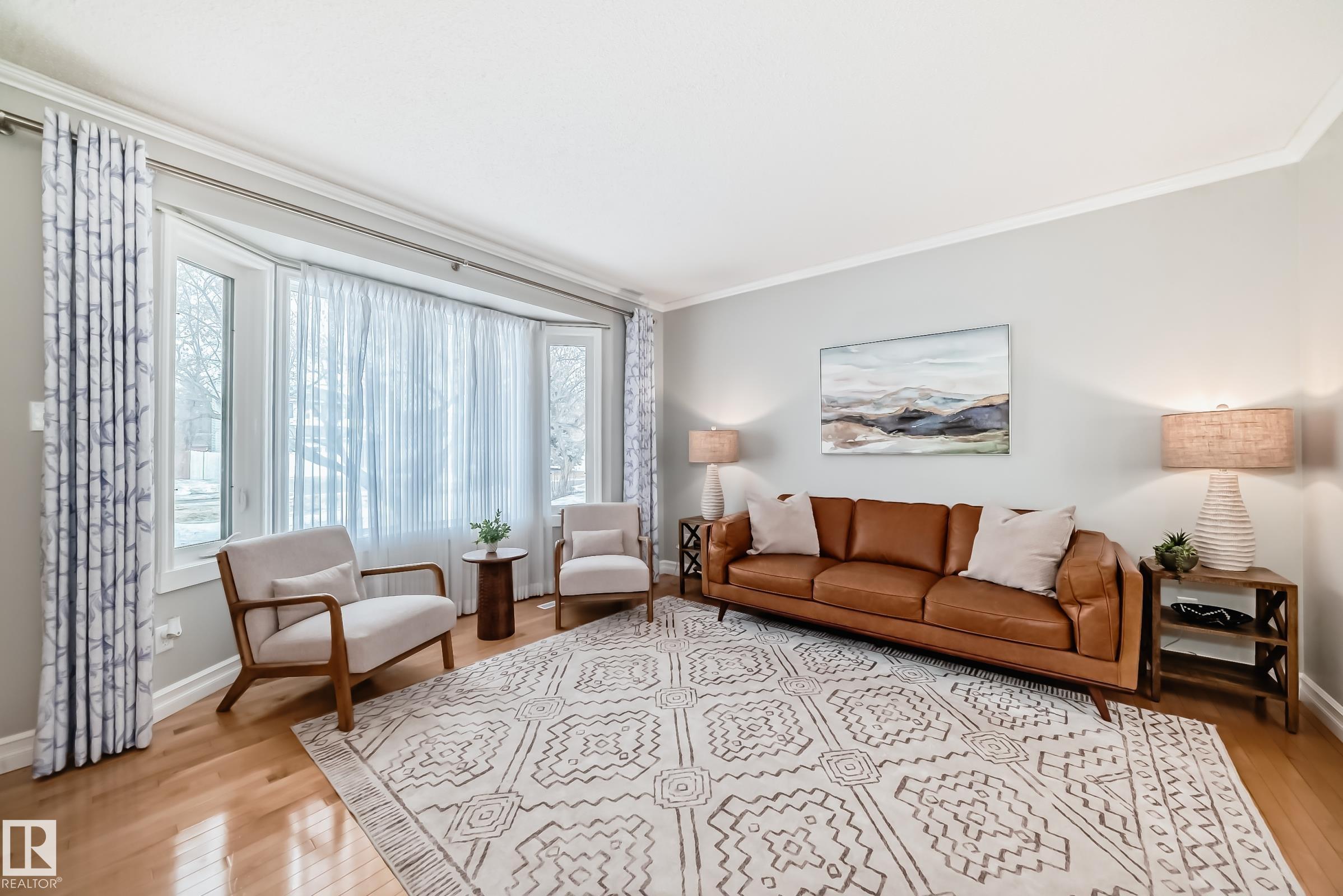 Photo 5 at 4207 147 Street NW, Ramsay Heights, Edmonton