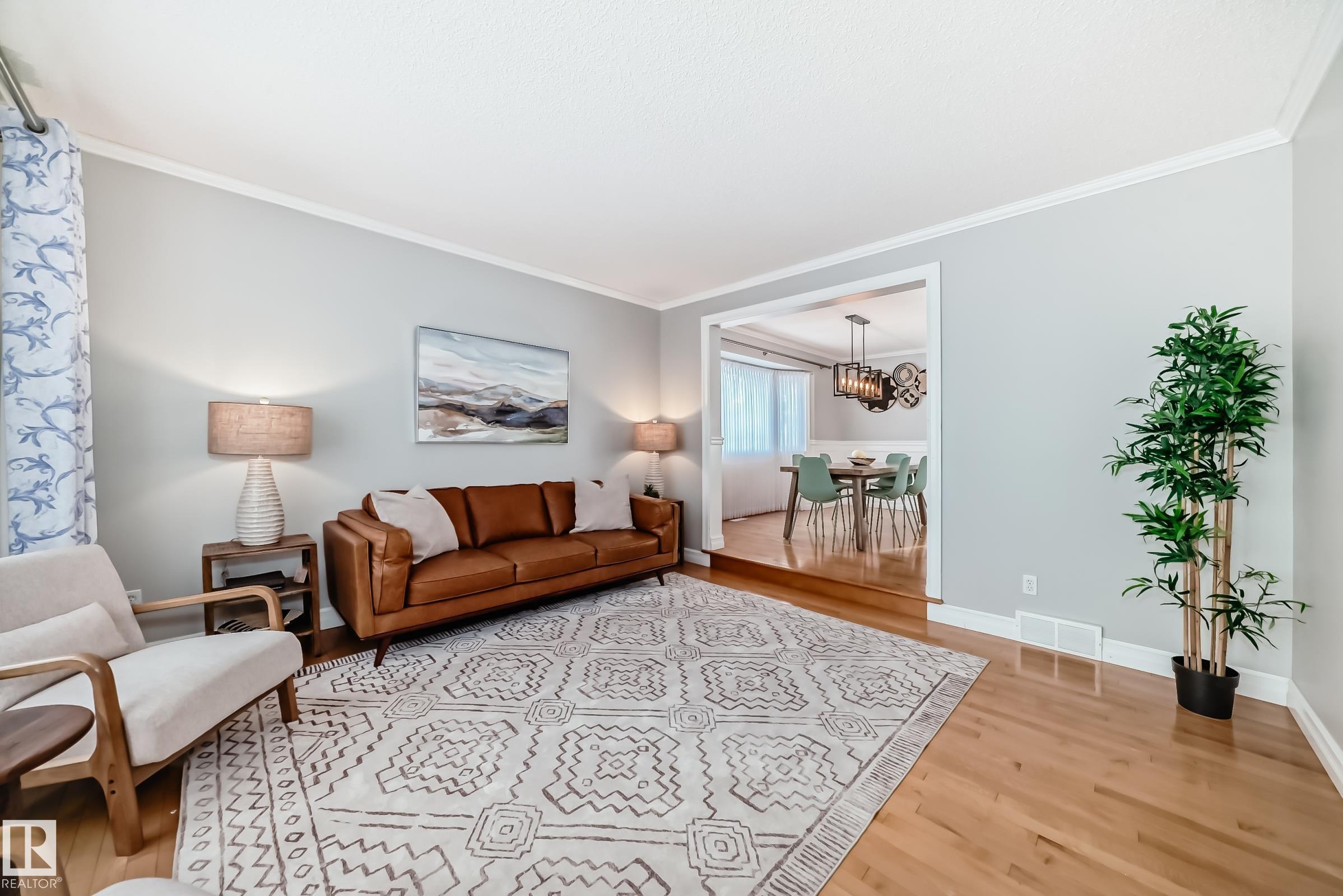 Photo 7 at 4207 147 Street NW, Ramsay Heights, Edmonton