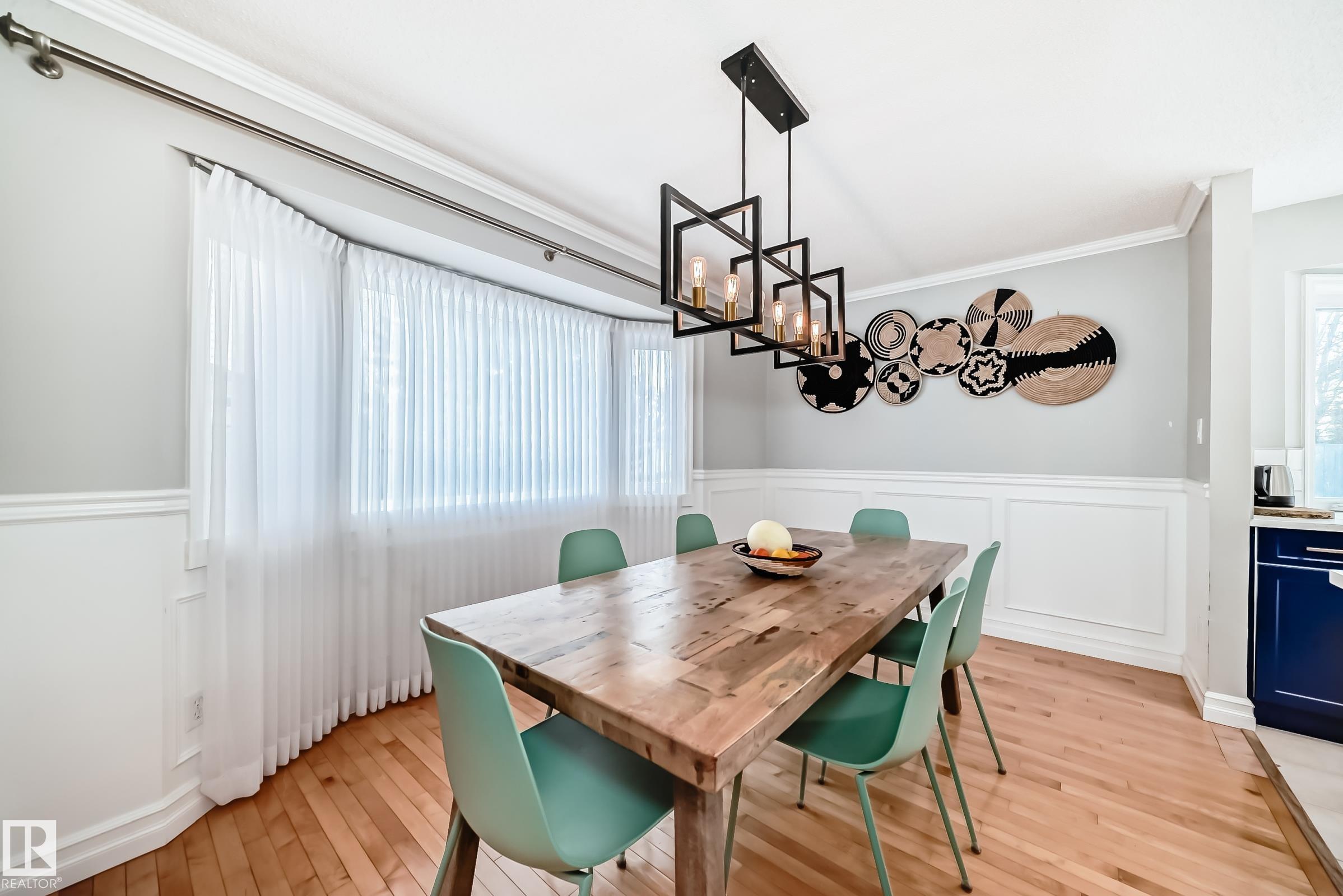 Photo 8 at 4207 147 Street NW, Ramsay Heights, Edmonton