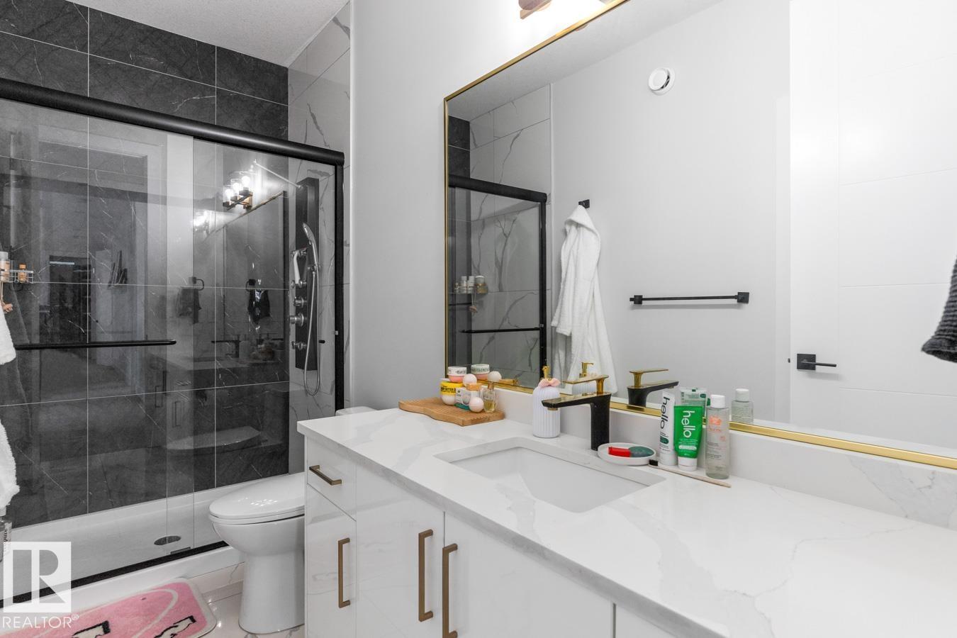 Photo 9 at 6855 171 Avenue NW, Schonsee, Edmonton