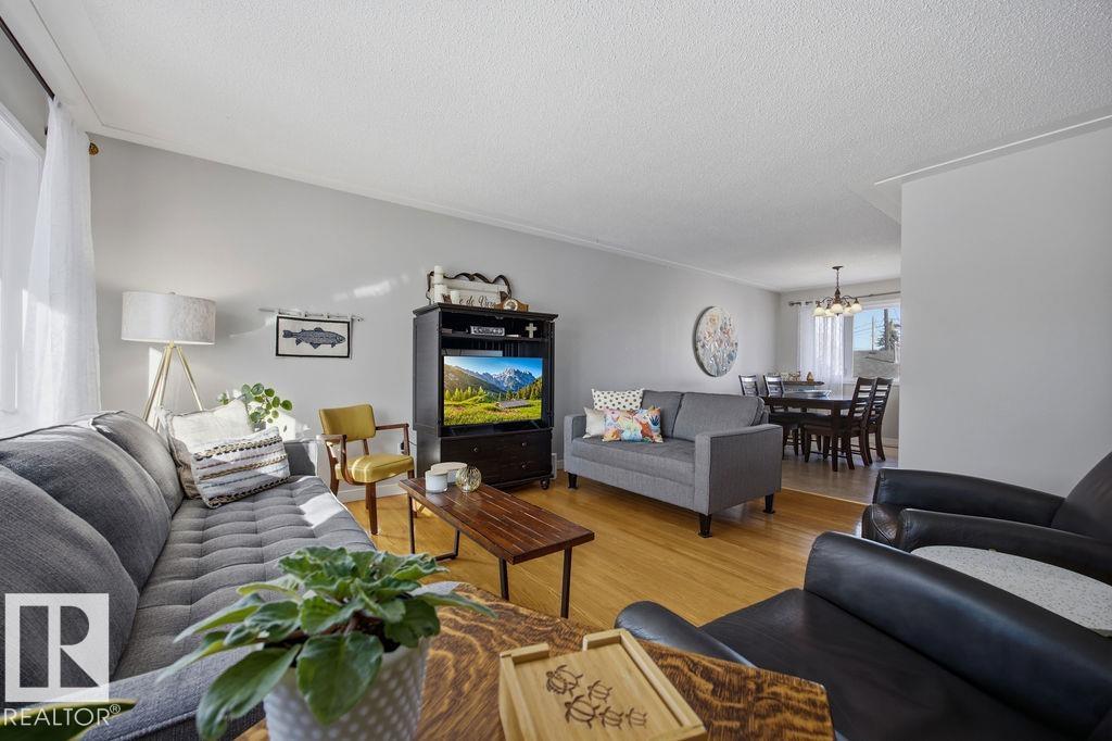 Photo 6 at 8508 131 Avenue NW, Killarney, Edmonton