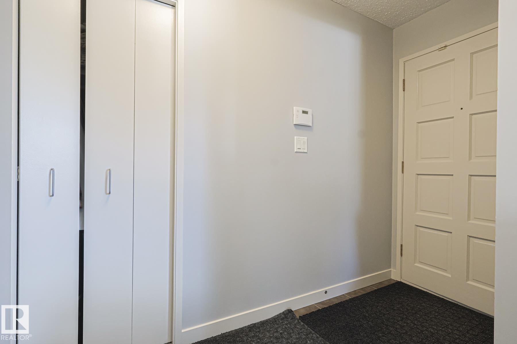 Photo 3 at 2449 89 Street NW, Meyonohk, Edmonton