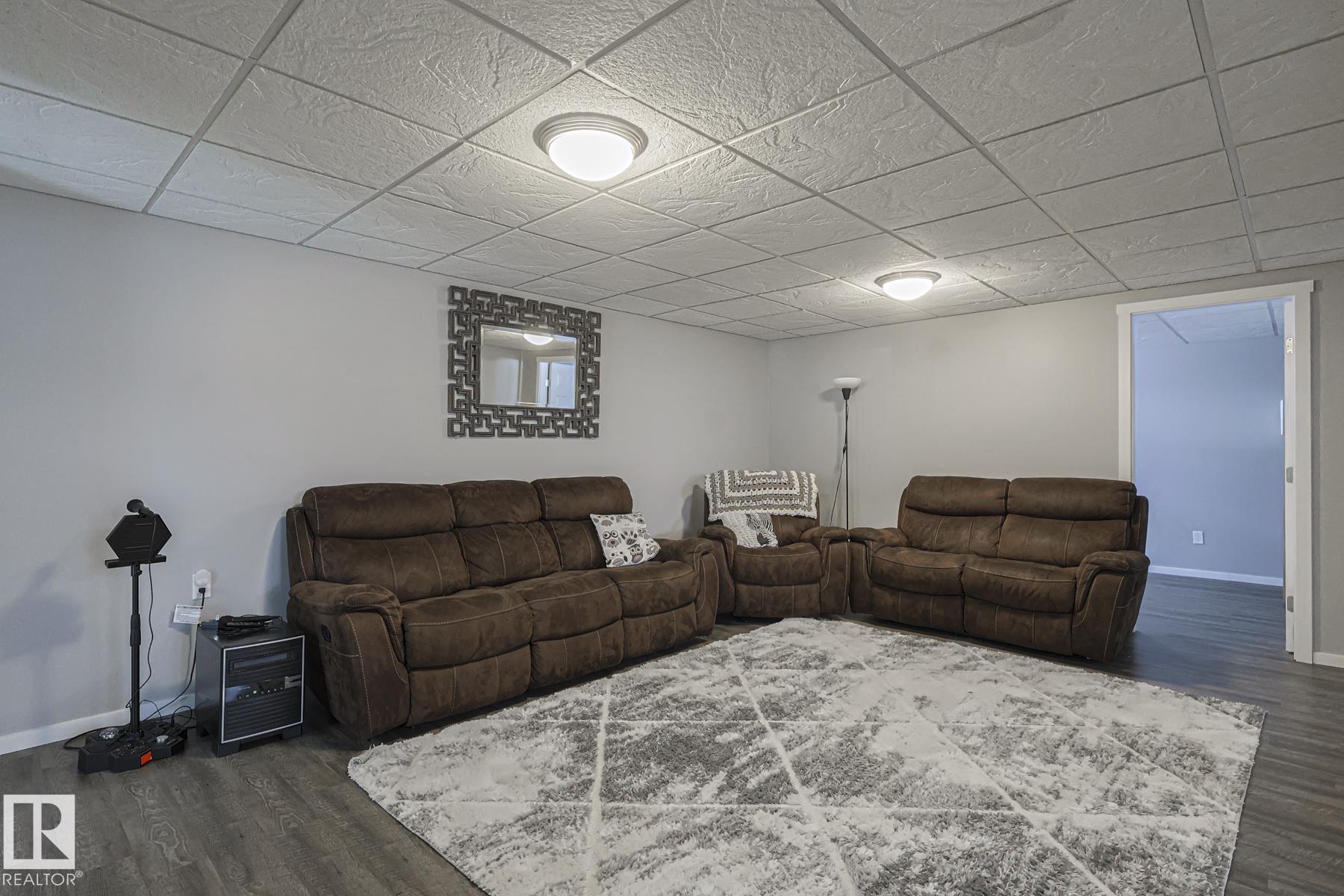 Photo 50 at 2449 89 Street NW, Meyonohk, Edmonton