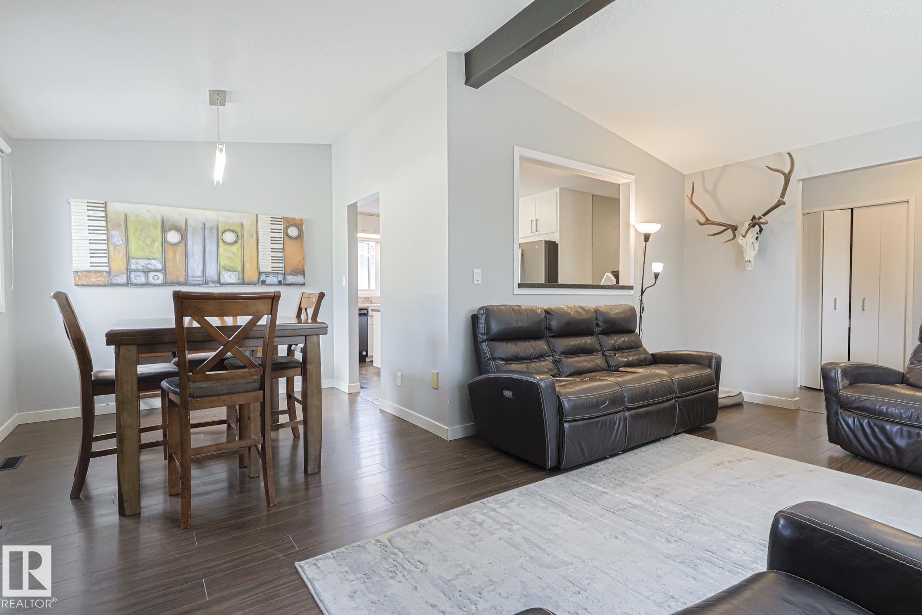 Photo 7 at 2449 89 Street NW, Meyonohk, Edmonton