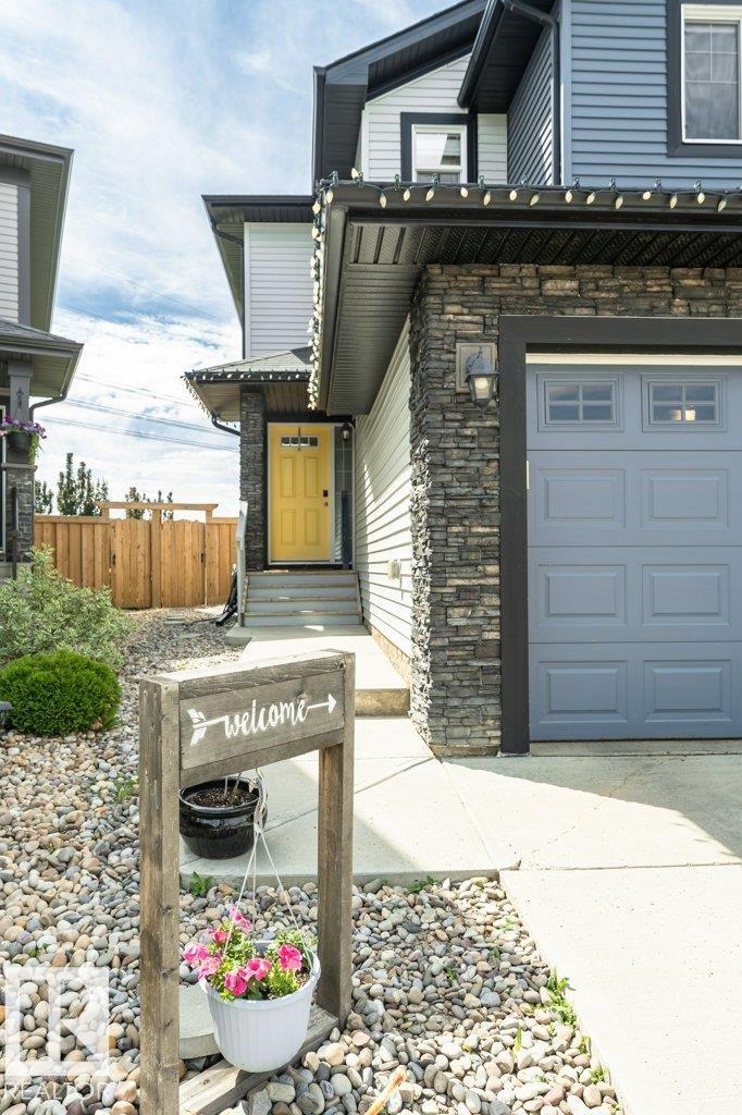 Photo 2 at 8727 Carson Way SW, Chappelle Area, Edmonton