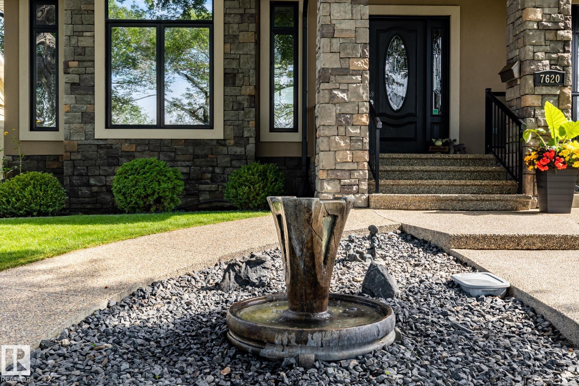 Photo 3 at 7620 98a Avenue NW, Forest Heights, Edmonton