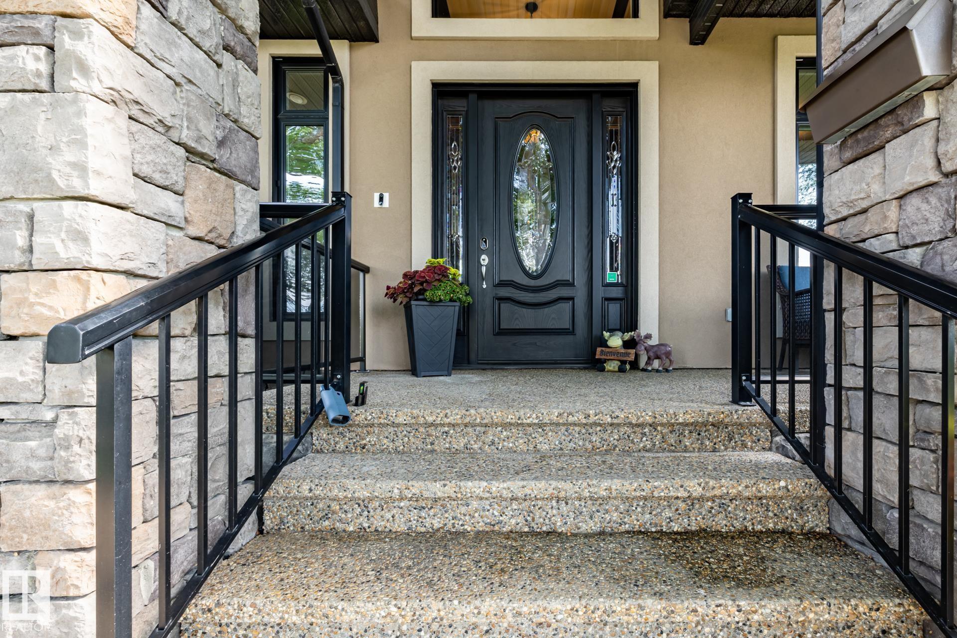 Photo 4 at 7620 98a Avenue NW, Forest Heights, Edmonton