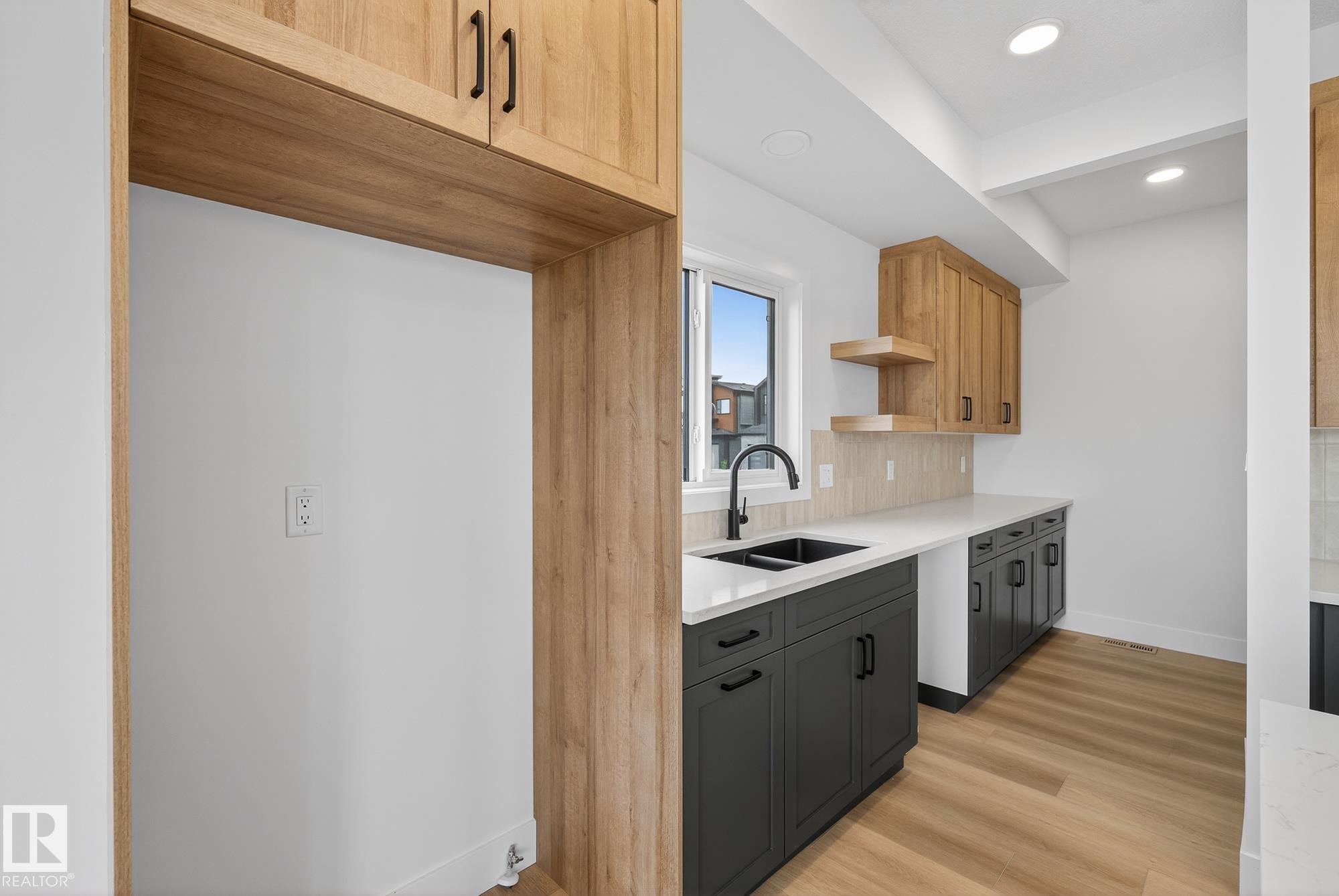 Photo 14 at 7087 Kiviaq Crescent SW, Keswick, Edmonton