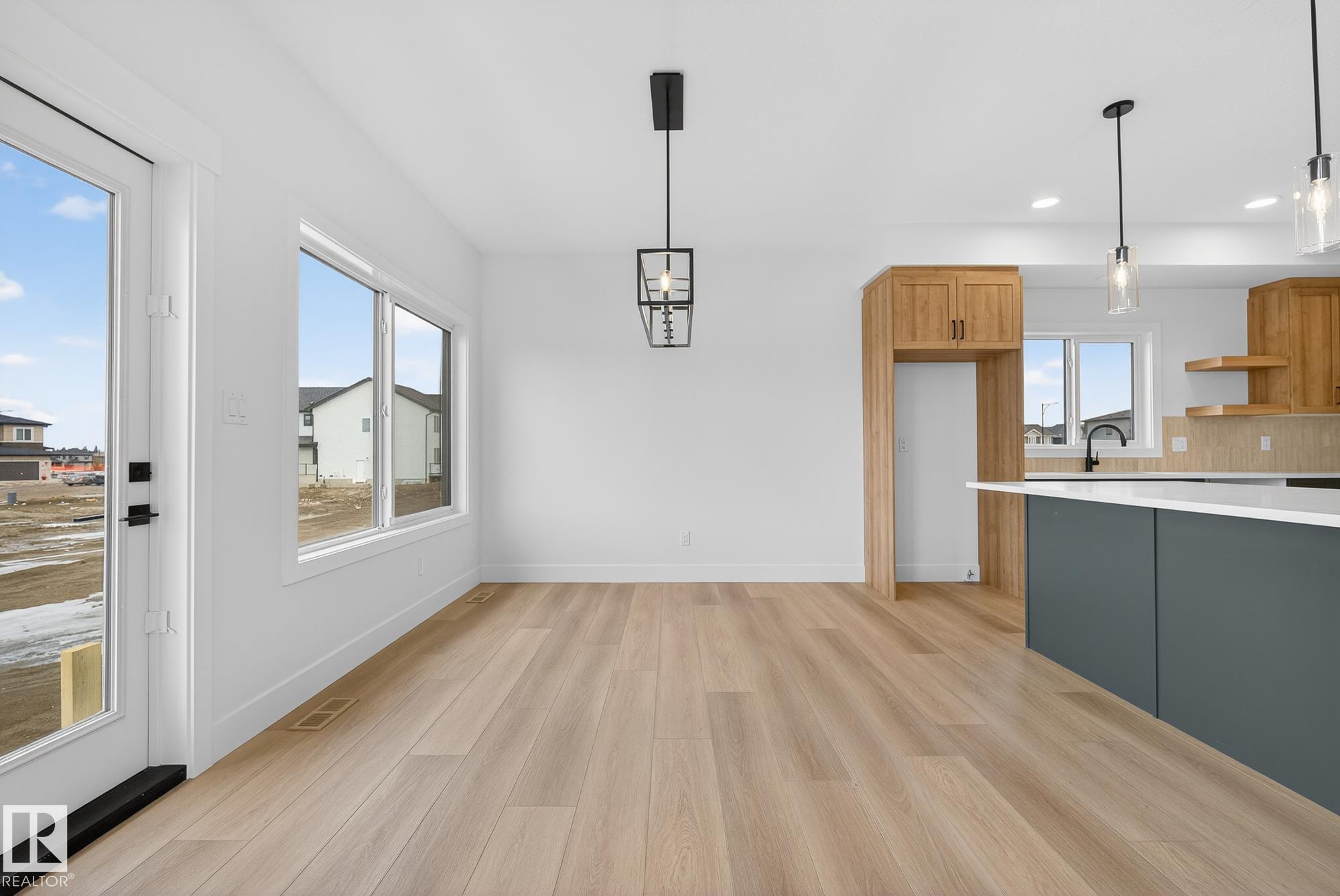 Photo 18 at 7087 Kiviaq Crescent SW, Keswick, Edmonton